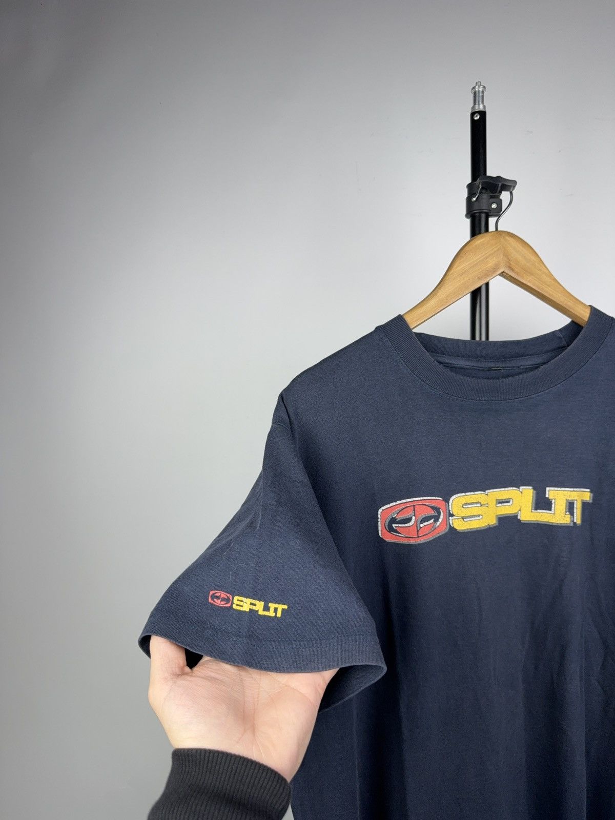 Split Vintage 90s Split USA Skate Surf T-Shirt Y2K Grunge Style Size US L / EU 52-54 / 3 - 4 Thumbnail