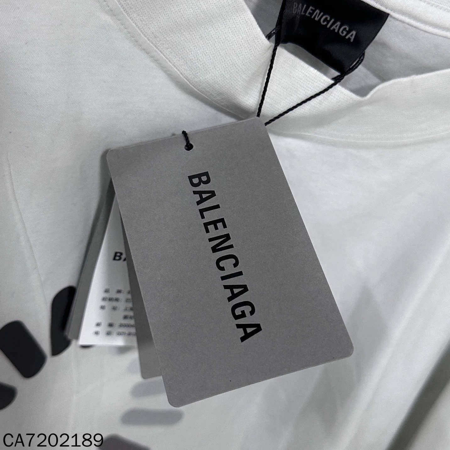 Balenciaga Balenciaga ss23 lacquer crewneck tee Size US S / EU 44-46 / 1 - 4 Thumbnail