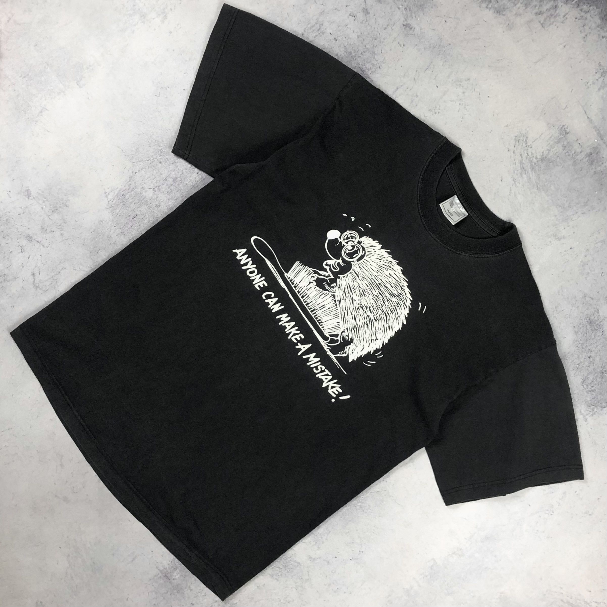 Vintage 90s Adult Dirty Joke Hedgehog Mistake Humour Tee Size US L / EU 52-54 / 3 - 3 Thumbnail