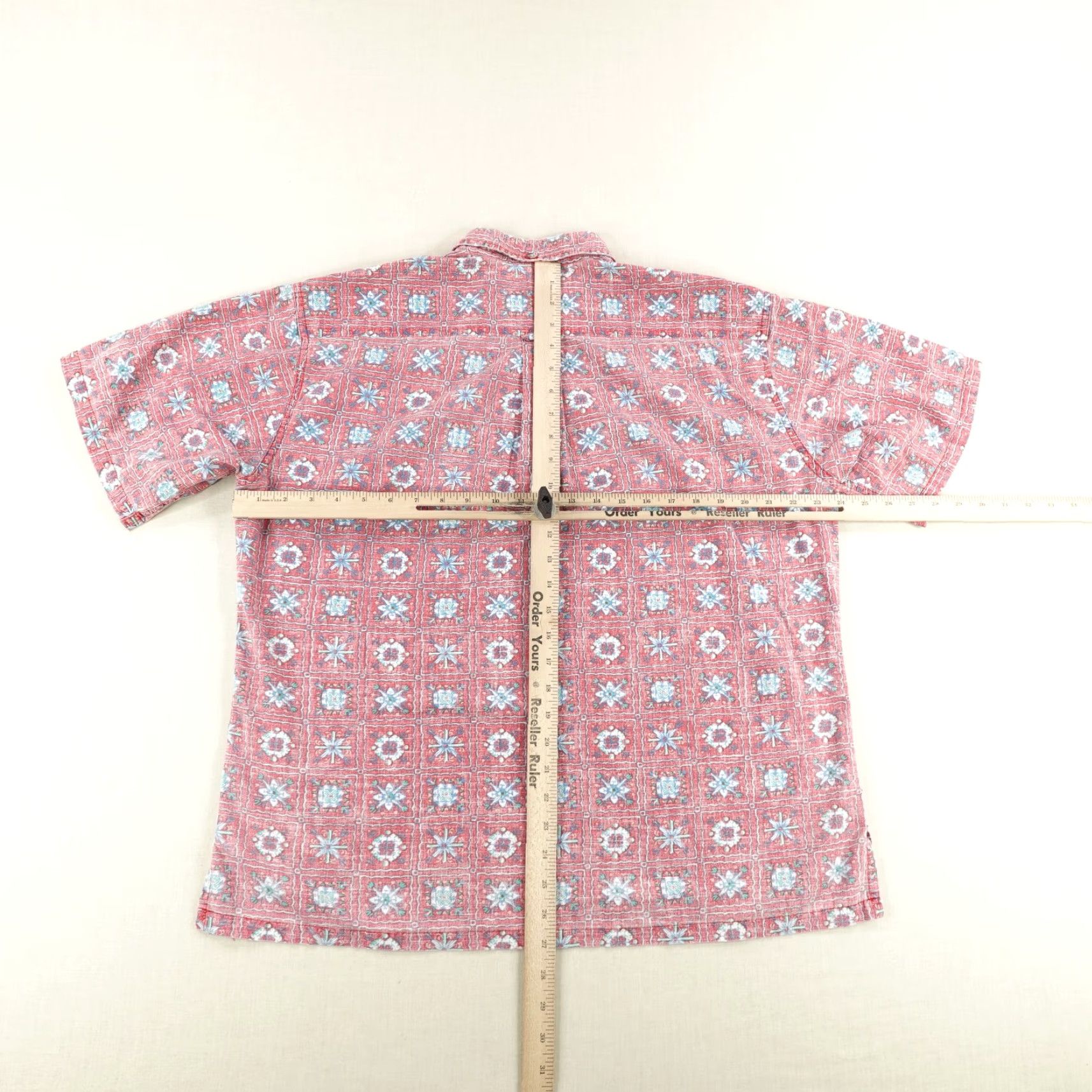 Tori Richard VINTAGE Tori Richard Shirt Mens Large Red Blue Hawaiian Aloha 70s Geometric Cotton Button-Up Short Sleeve Pockets Collared Tone: Red/Blue/White Size US L / EU 52-54 / 3 - 5 Thumbnail