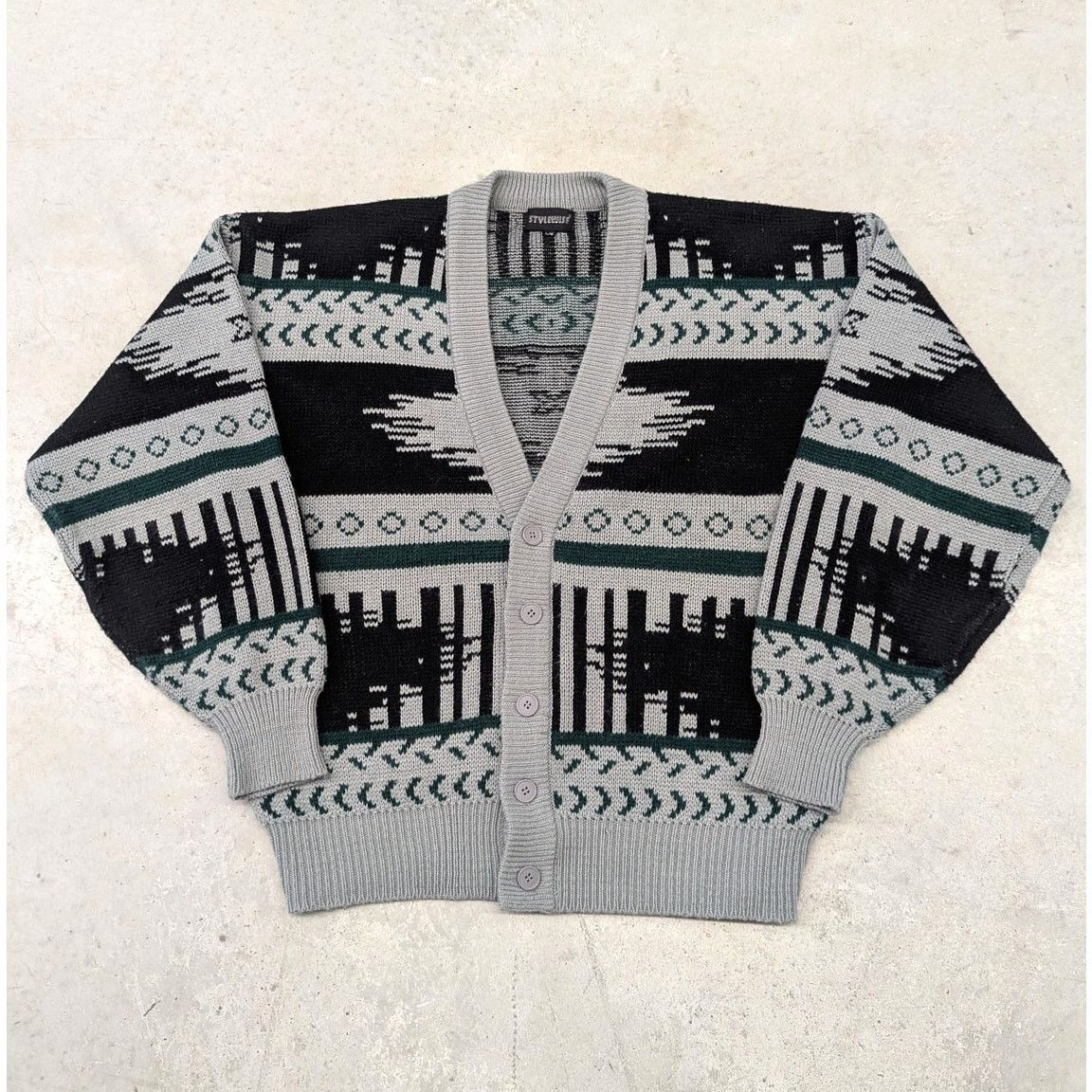 Vintage × Western Mountaineering Vintage South Western Style Pattern Cardigan Sweater Size US L / EU 52-54 / 3 - 1 Thumbnail