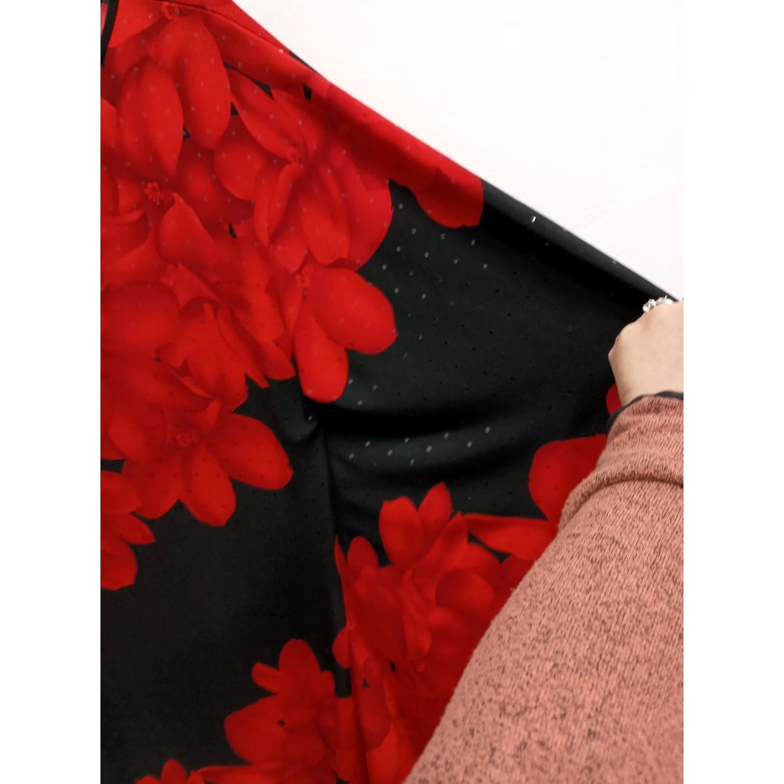 Vintage Clara Sun Woo Tunic Top Small Black Red Floral Sequine Artsy Asymmetrical Womens Size S / US 4 / IT 40 - 6 Thumbnail