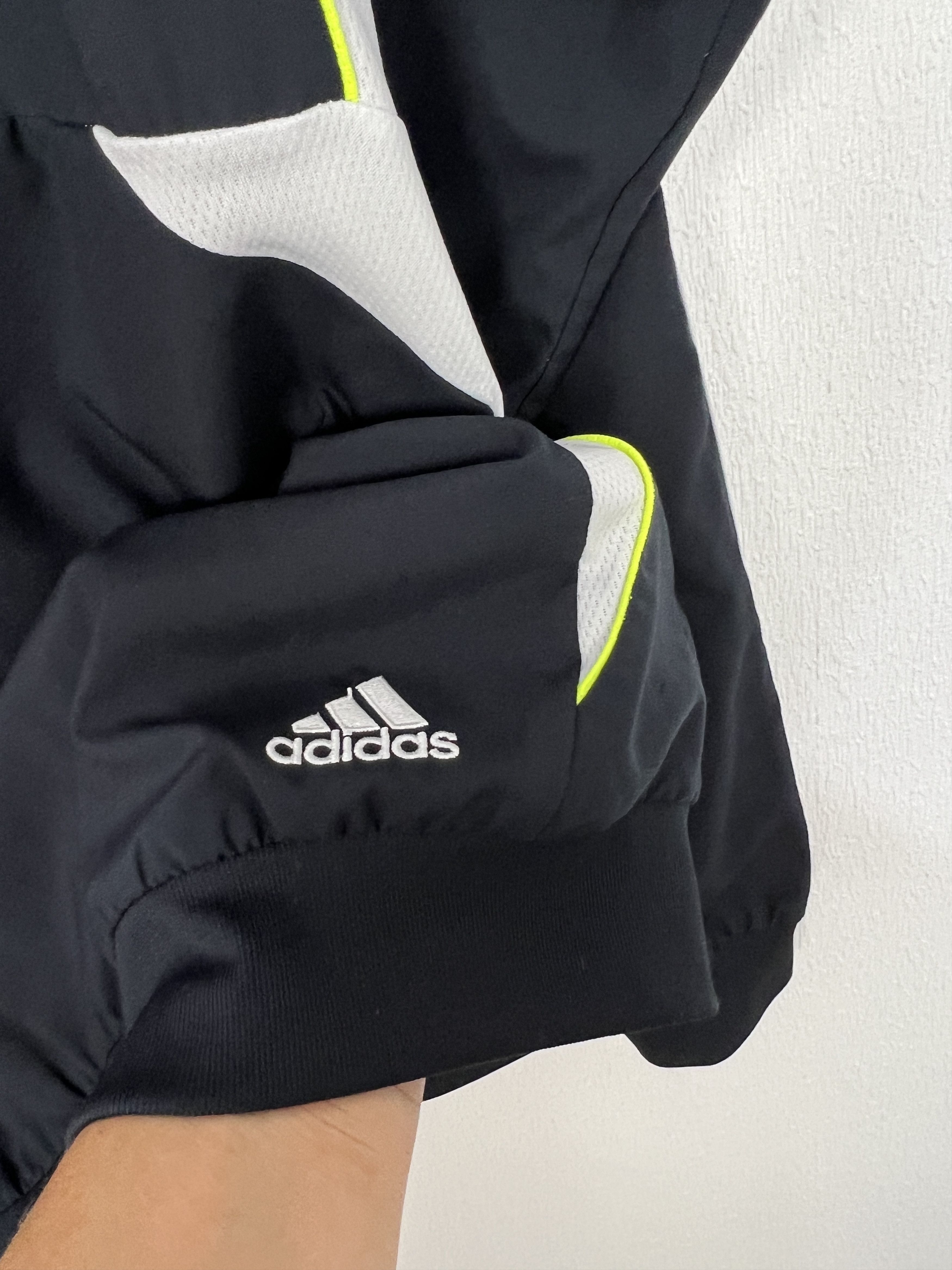 Adidas Vintage Adidas Chelsea Football Jacket Hooded Soccer Size US L / EU 52-54 / 3 - 16 Thumbnail