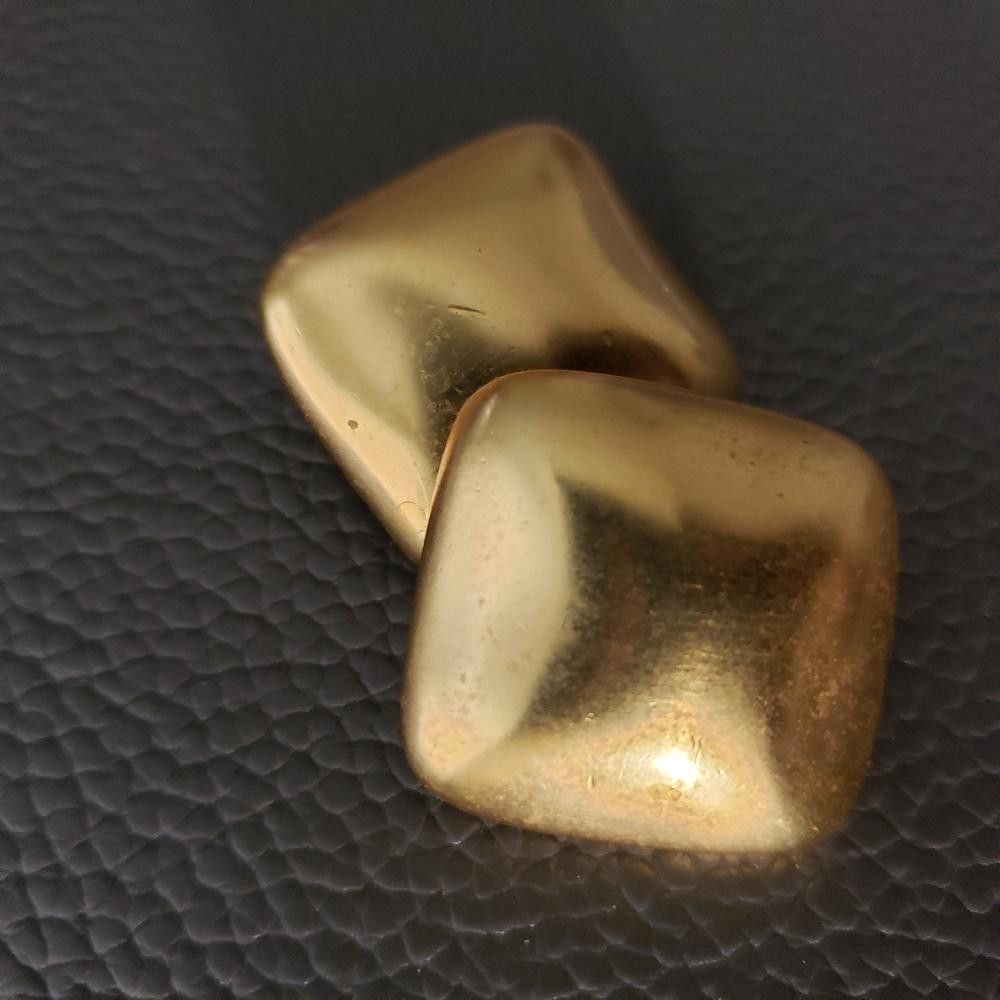 Designer Vintage Gold tone Square Domed Clip Earrings Size ONE SIZE - 2 Thumbnail