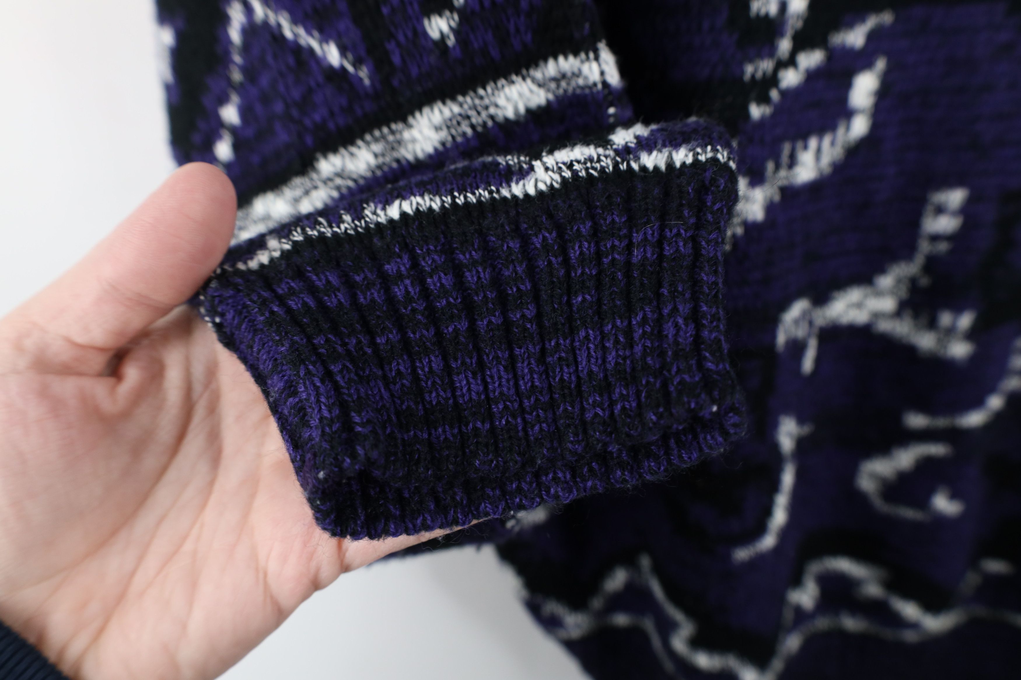 Vintage Vintage 90s Coogi Style Geometric Knit Crewneck Sweater Size L / US 10 / IT 46 - 7 Thumbnail