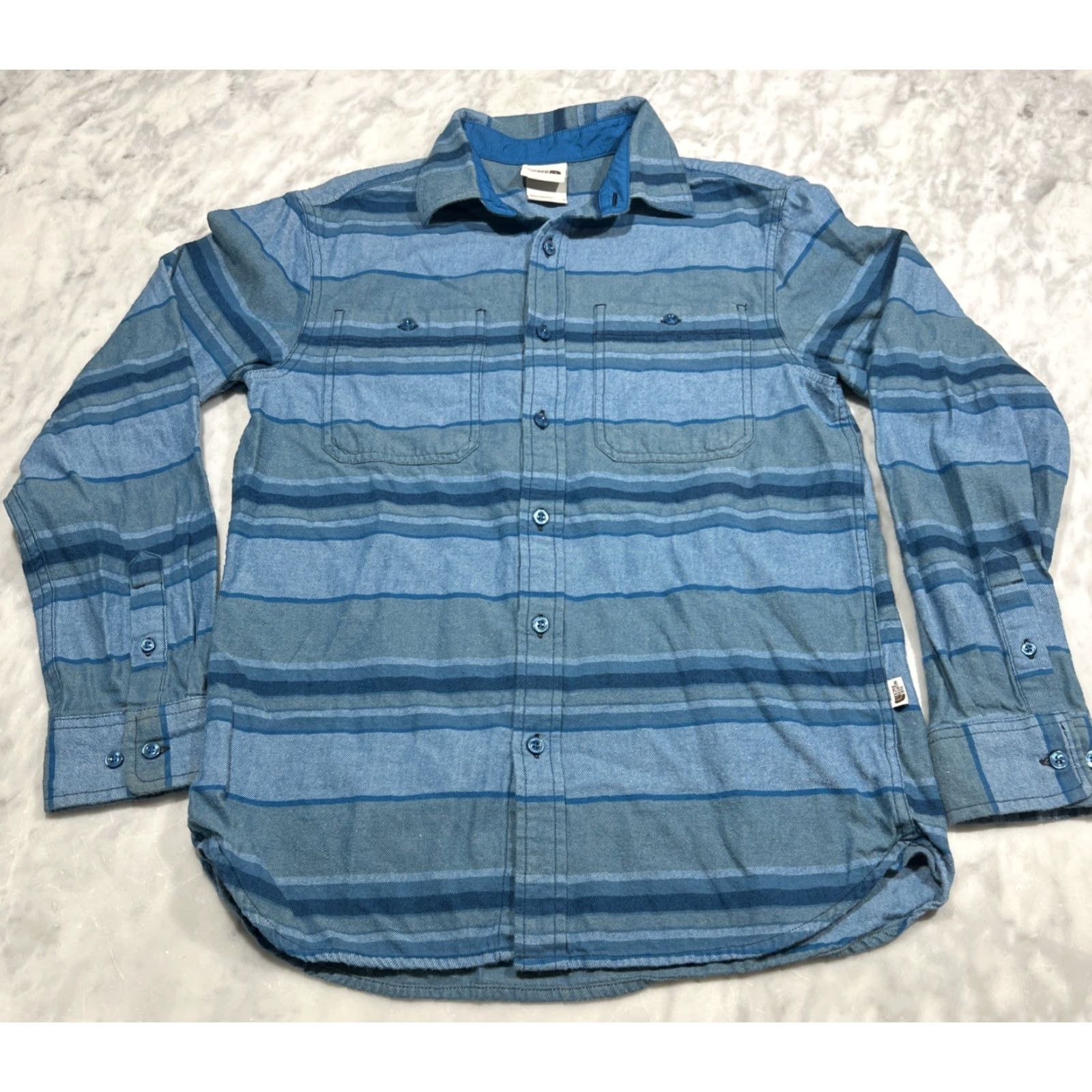 The North Face VINTAGE The North Face Flannel Shirt Men Small Blue Stripes Brown Label Outdoor Shirt Men Small Blue Stripes Brown Label Outdoor Size US S / EU 44-46 / 1 - 2 Thumbnail