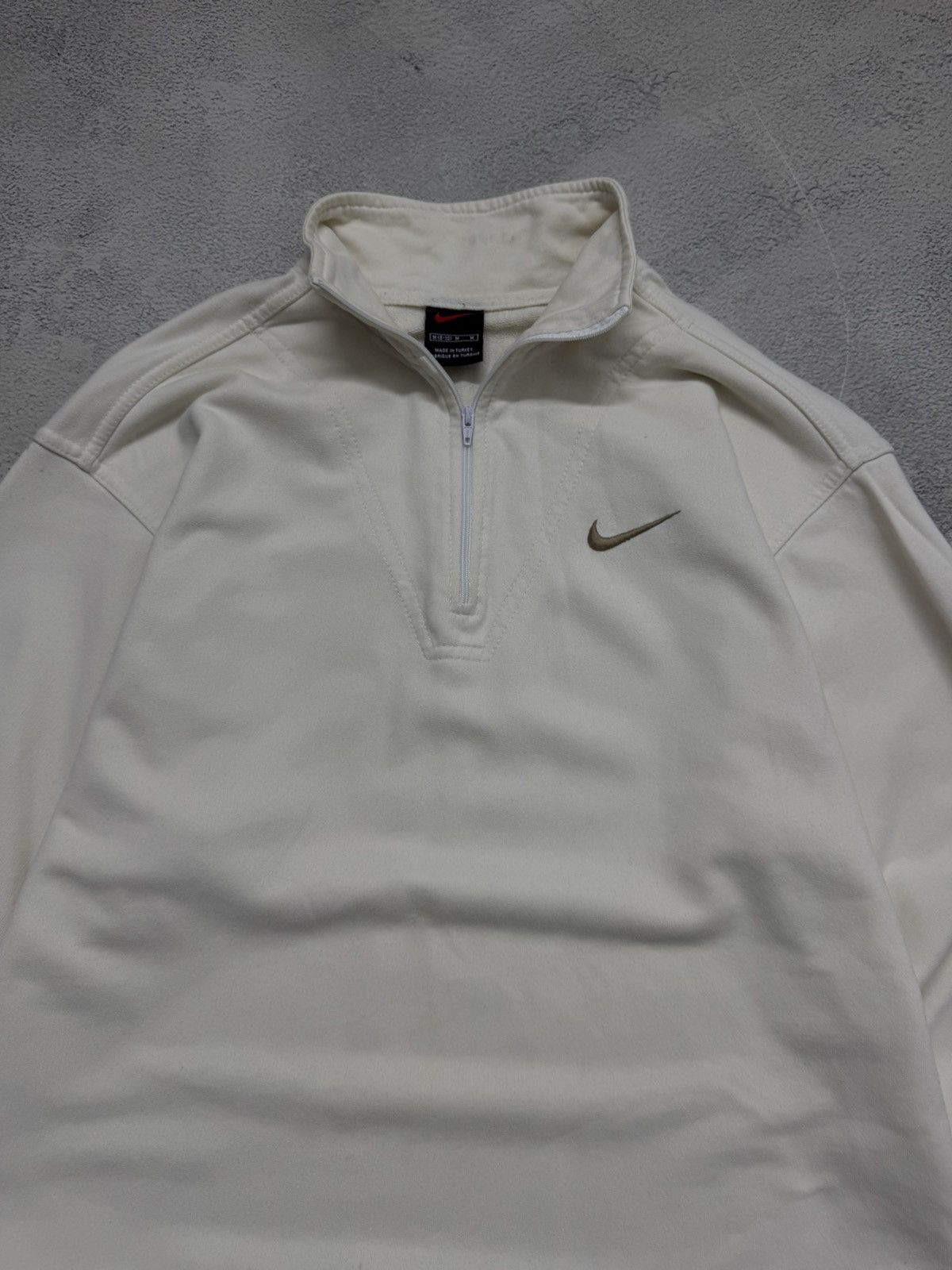 Nike Vintage Nike 1/4 Zip Sweatshirt White 00’s Size M / US 6-8 / IT 42-44 - 1 Thumbnail