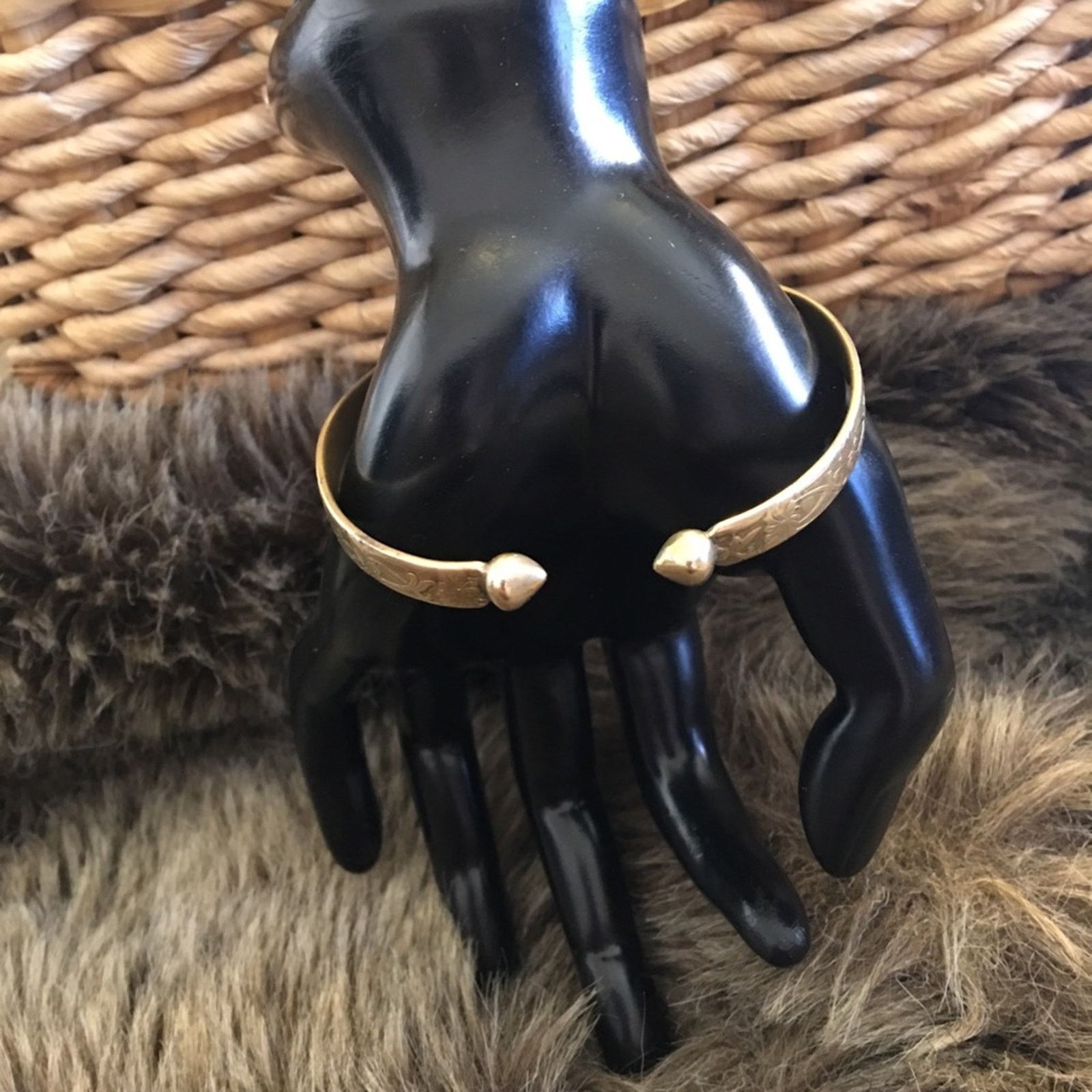 Jewelry Victorian era 18CT gold ball end torque bangle Size ONE SIZE - 5 Thumbnail