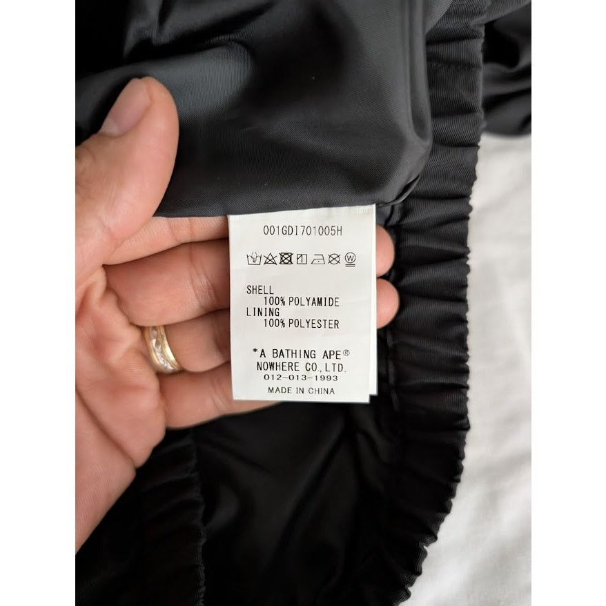 Bape o1rshd1 Logo Windbreaker Jacket in Black Size US S / EU 44-46 / 1 - 18 Thumbnail