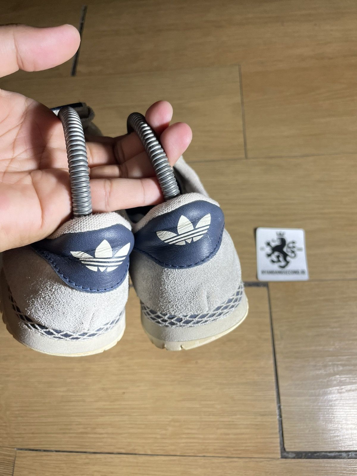 Adidas ADIDAS MARATHON Size US 6.5 / EU 39-40 - 5 Thumbnail