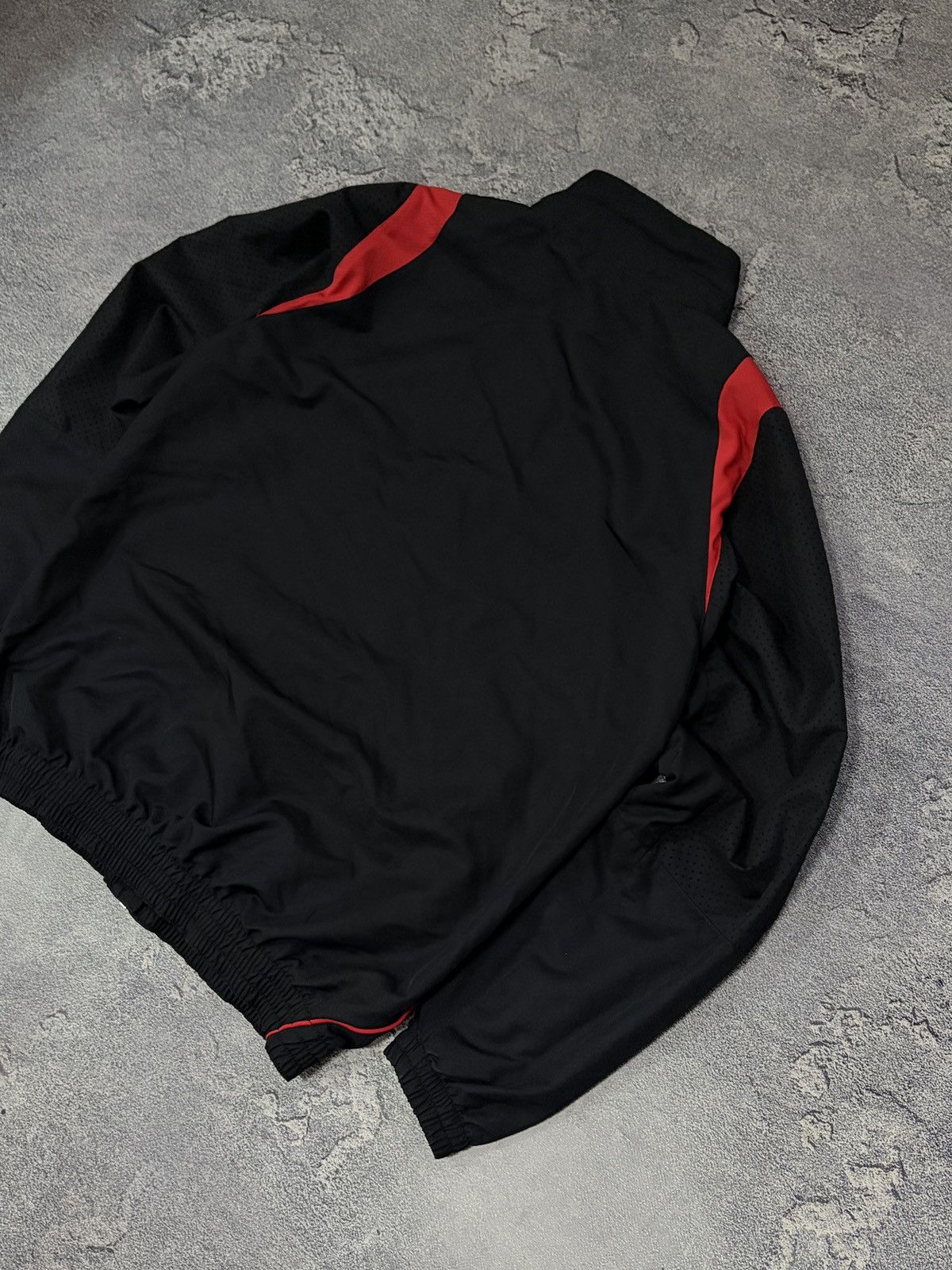 Warrior LIVERPOOL 2013/14 Warrior Training Football Jacket M Adult Size US M / EU 48-50 / 2 - 6 Thumbnail