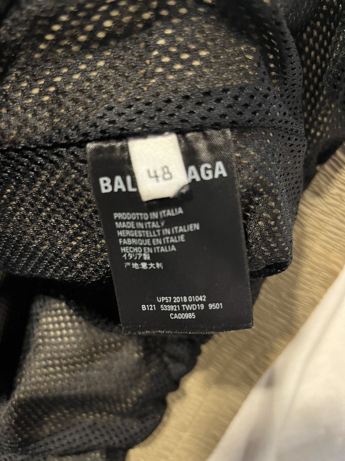Balenciaga Balenciaga oversized track jacket. Size US M / EU 48-50 / 2 - 11 Thumbnail