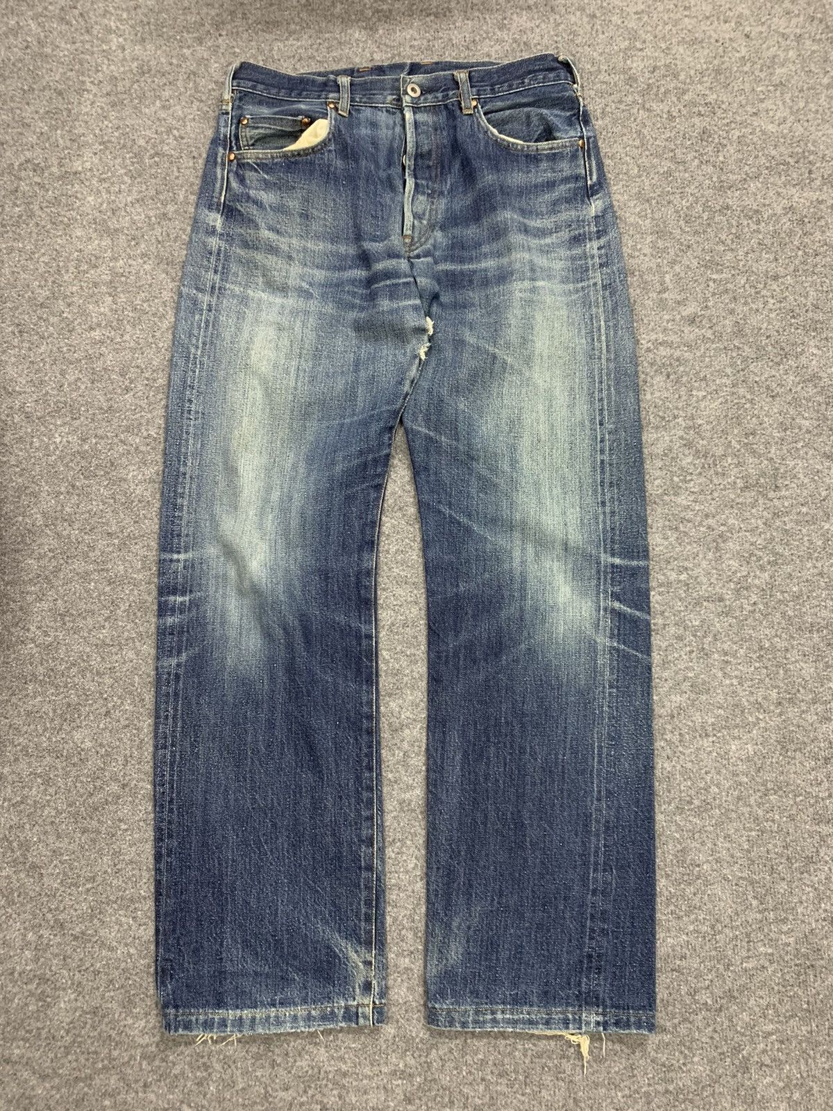 Grailed DISTRESSED DENIM SINGLE POCKET & BACKLE BACK. Size US 30 / EU 46 - 2 Thumbnail