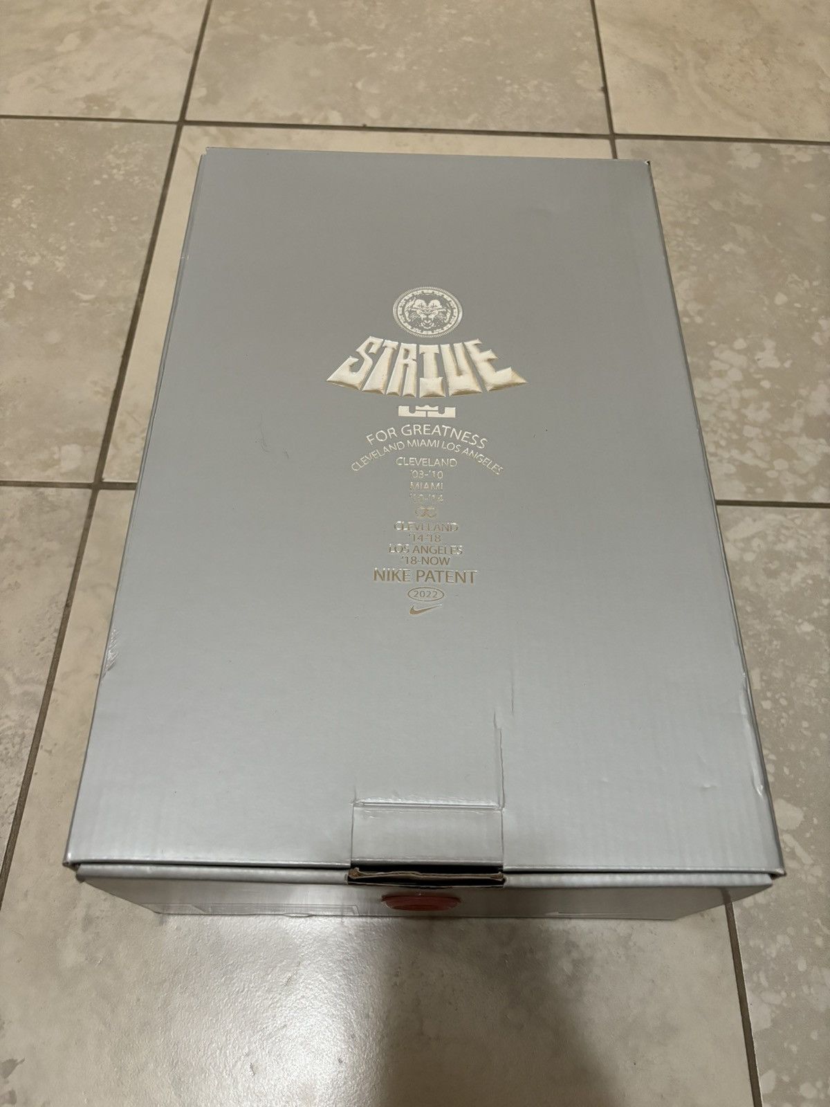 Nike Rare brand new Nike Lebron 20 Time Machine shoes Size 9 Size US 9 / EU 42 - 25 Thumbnail