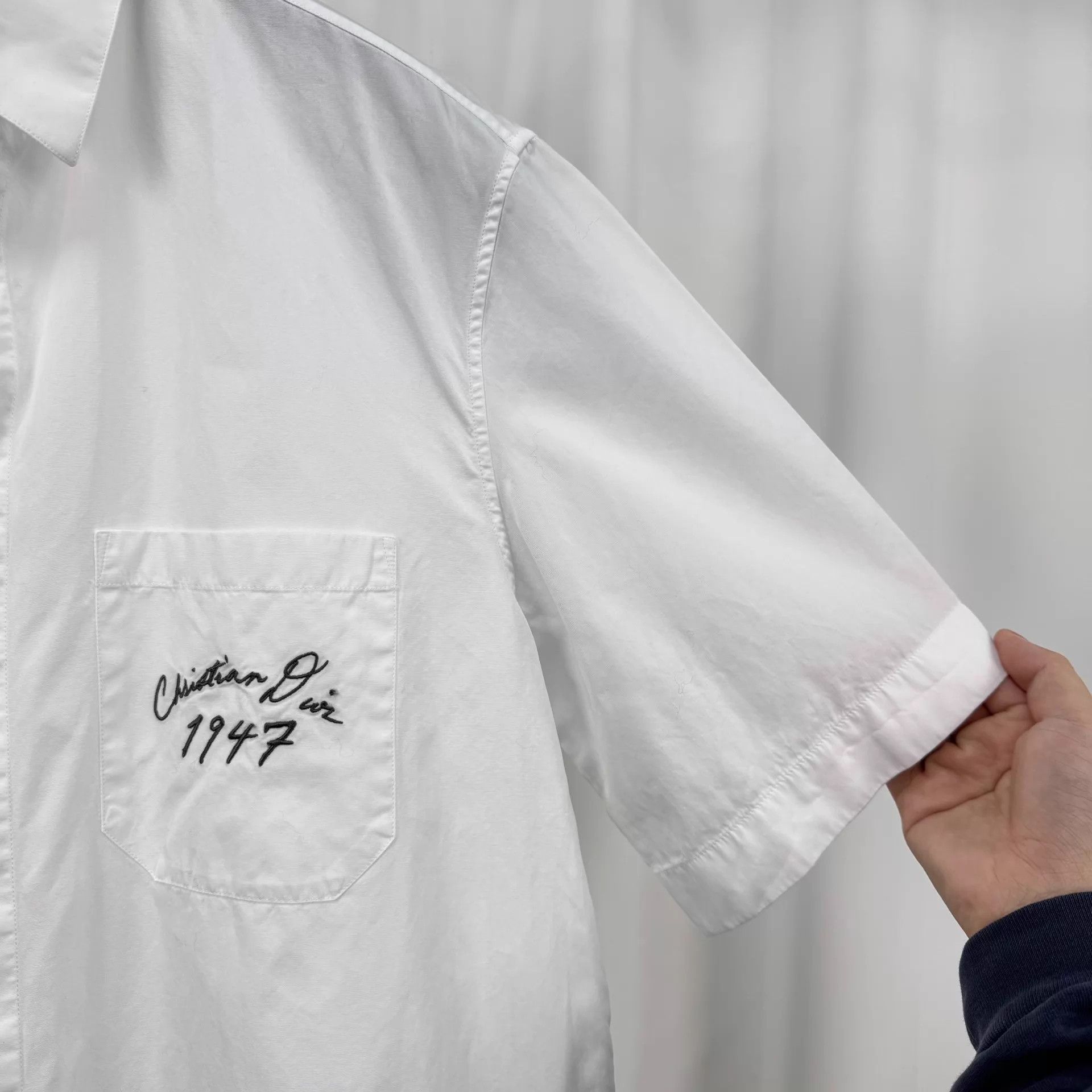 Dior Dior Embroidered Script Logo Short Sleeve Shirt 38 99new Size US S / EU 44-46 / 1 - 4 Thumbnail