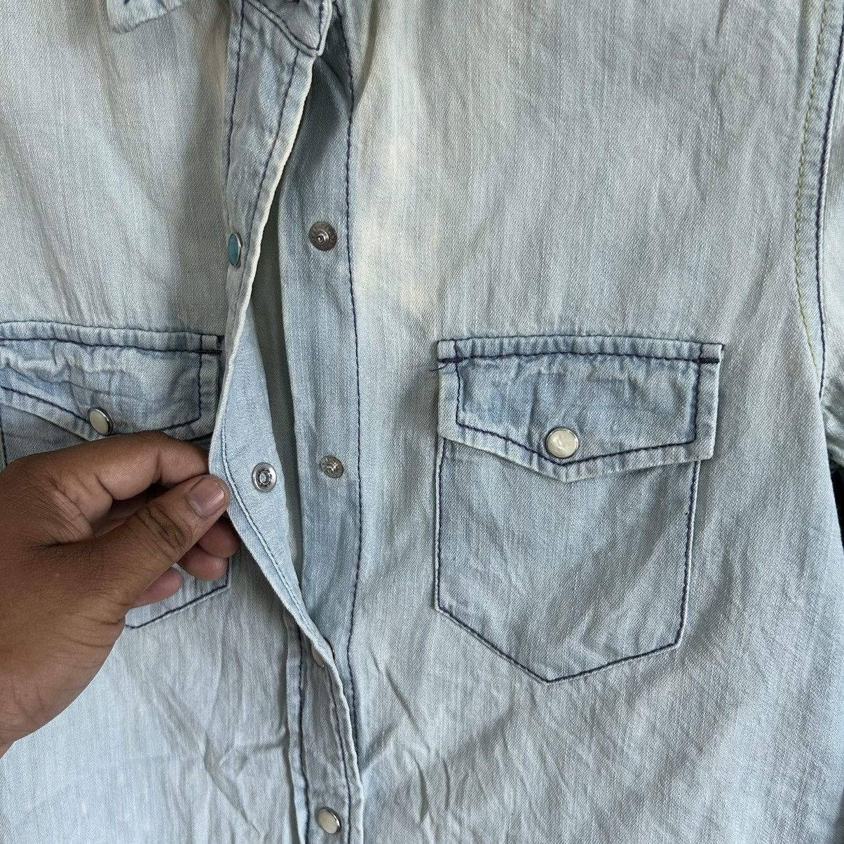 MOUSSY Vintage Revitalization by Moussy Snap Button Denim Shirt Size US S / EU 44-46 / 1 - 5 Thumbnail