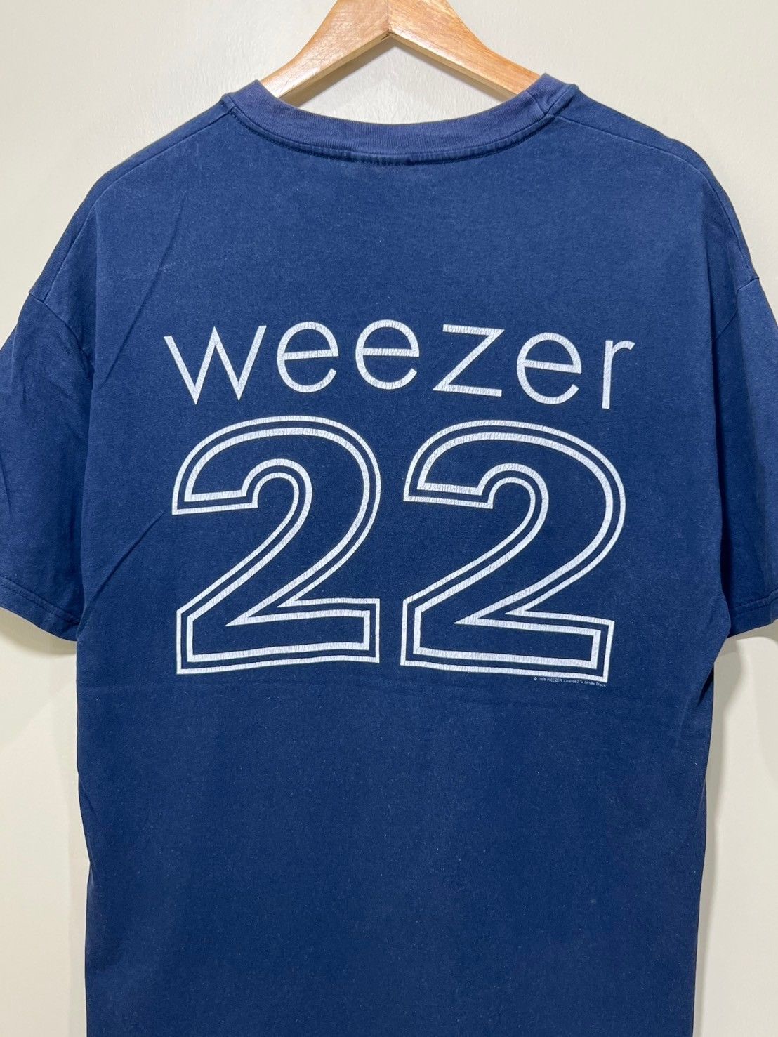 Vintage 1995's Weezer 22 Rock Music American Rock bnz01