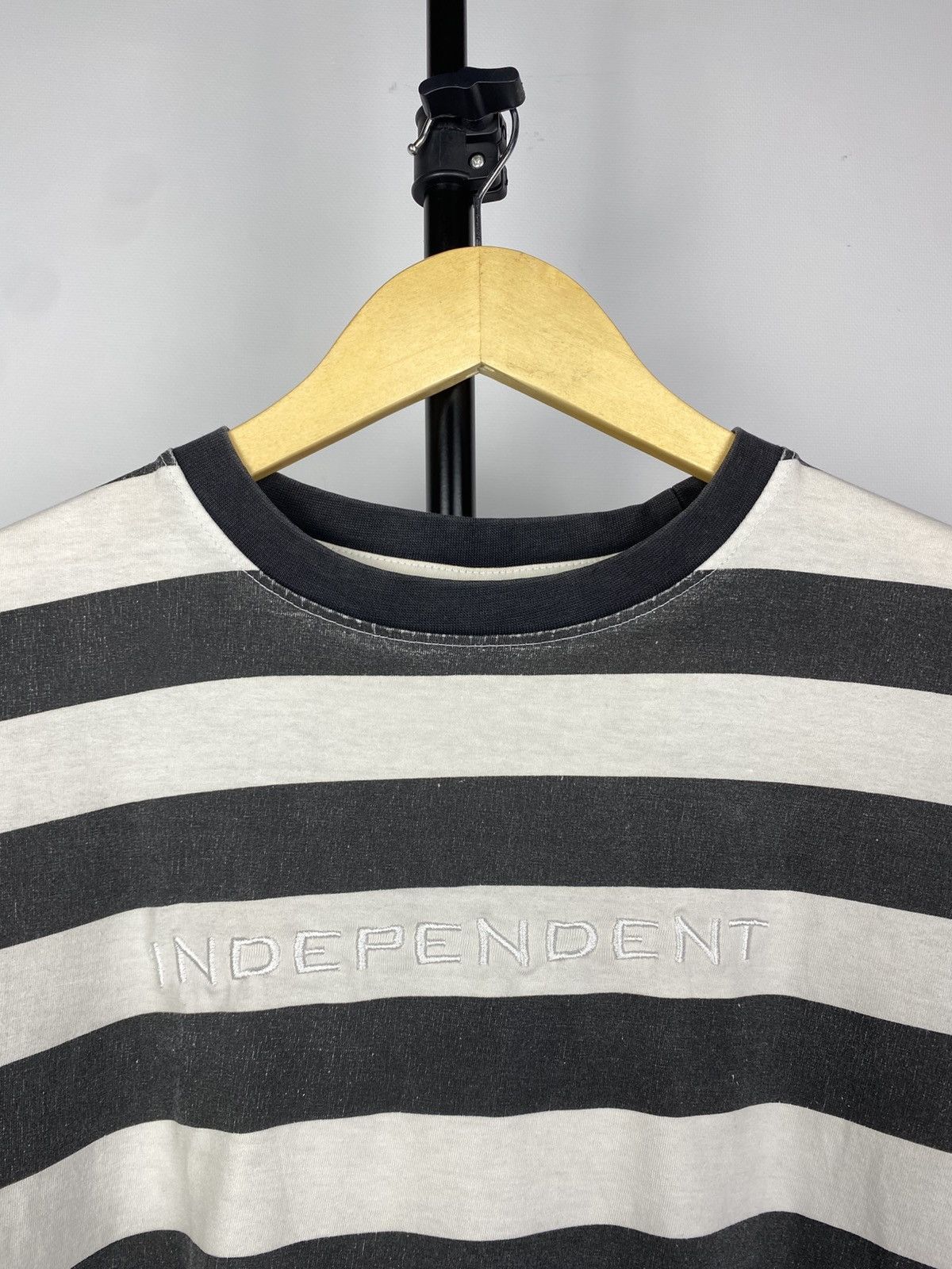 Independent Truck Co. × Vintage Vintage 90s Distressed Independent Logo Striped T Shirt Size US L / EU 52-54 / 3 - 3 Thumbnail