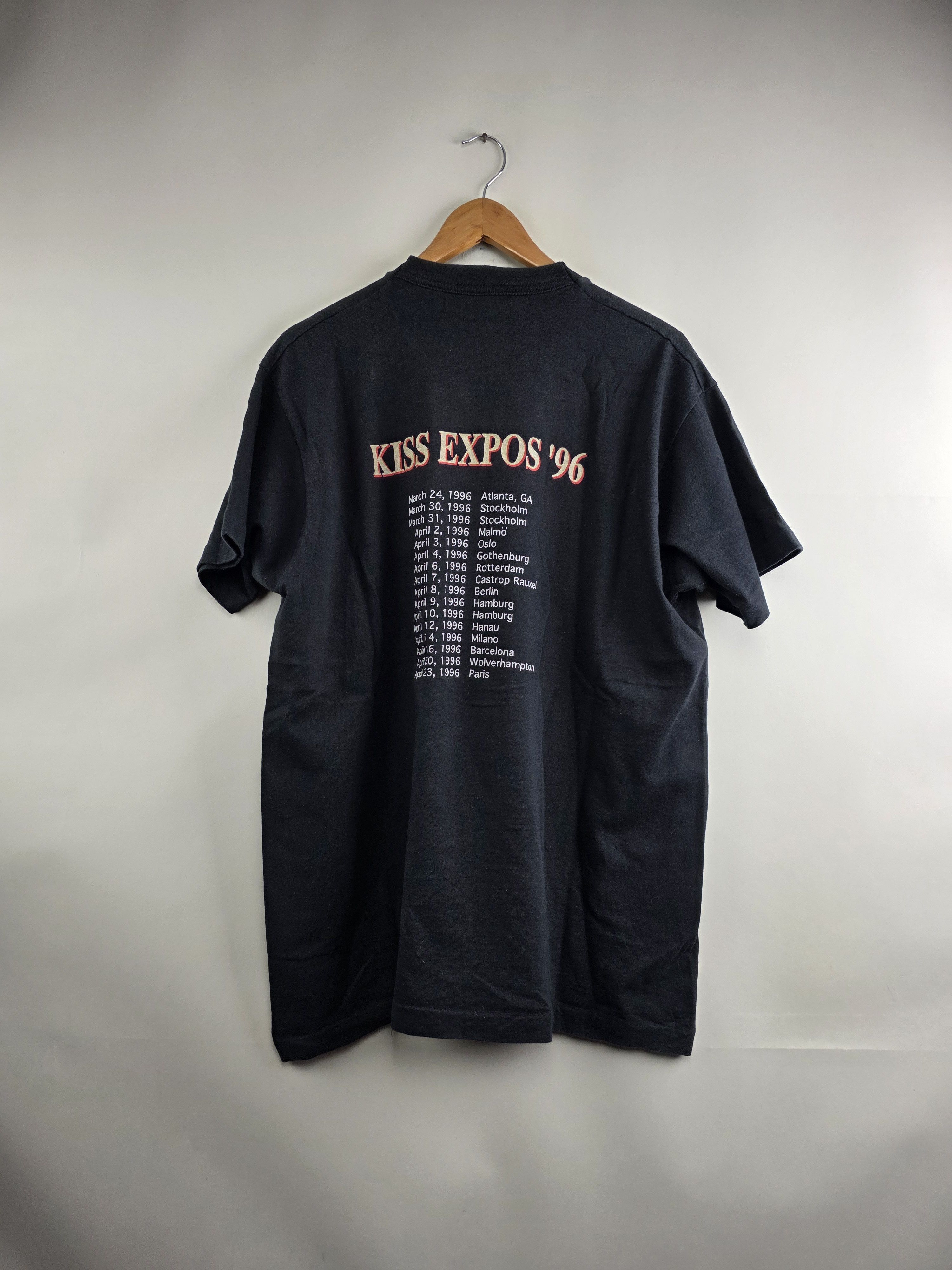 Band Tees 1996 Kiss Expo Vinnie Band Tee XL 23" 30.5" Size US XL / EU 56 / 4 - 6 Thumbnail