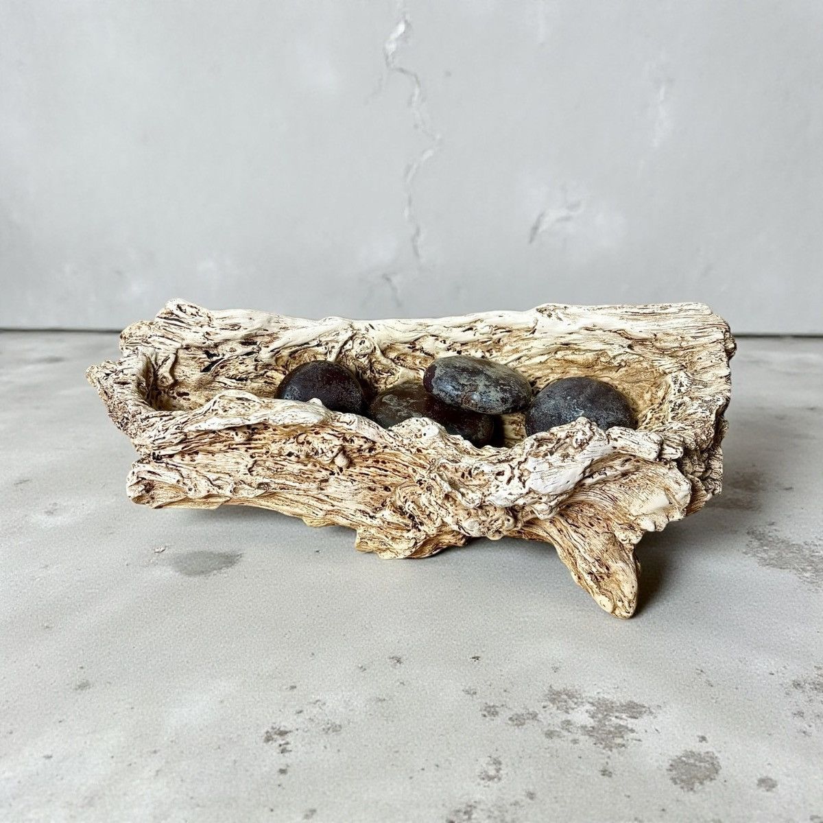 Other Roberta’s Garden Resin Driftwood Imitation Planter Size ONE SIZE - 1 Thumbnail