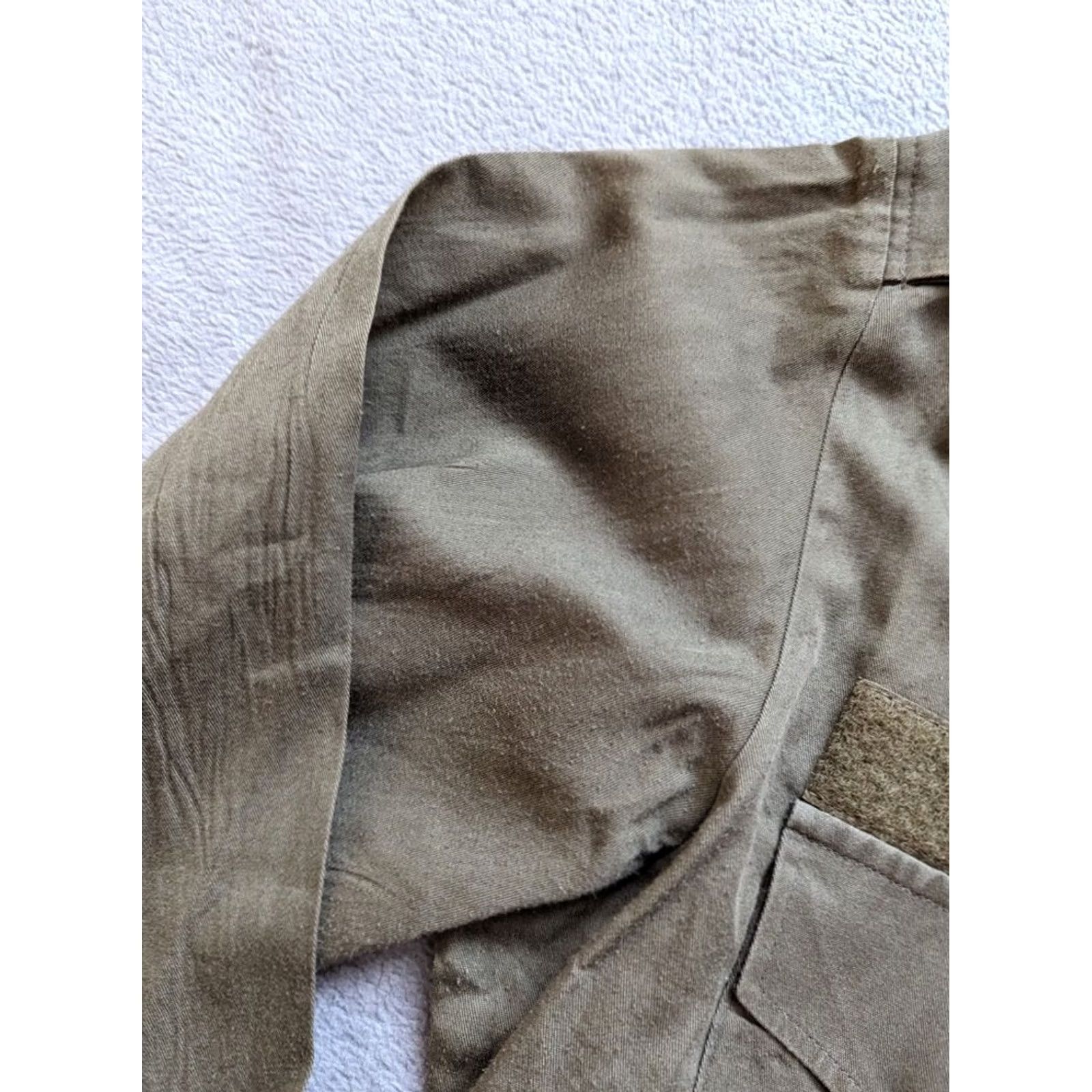 Olive Vintage gloriette shirt size 39 olive army military button up long sleeve mens Size US L / EU 52-54 / 3 - 3 Thumbnail