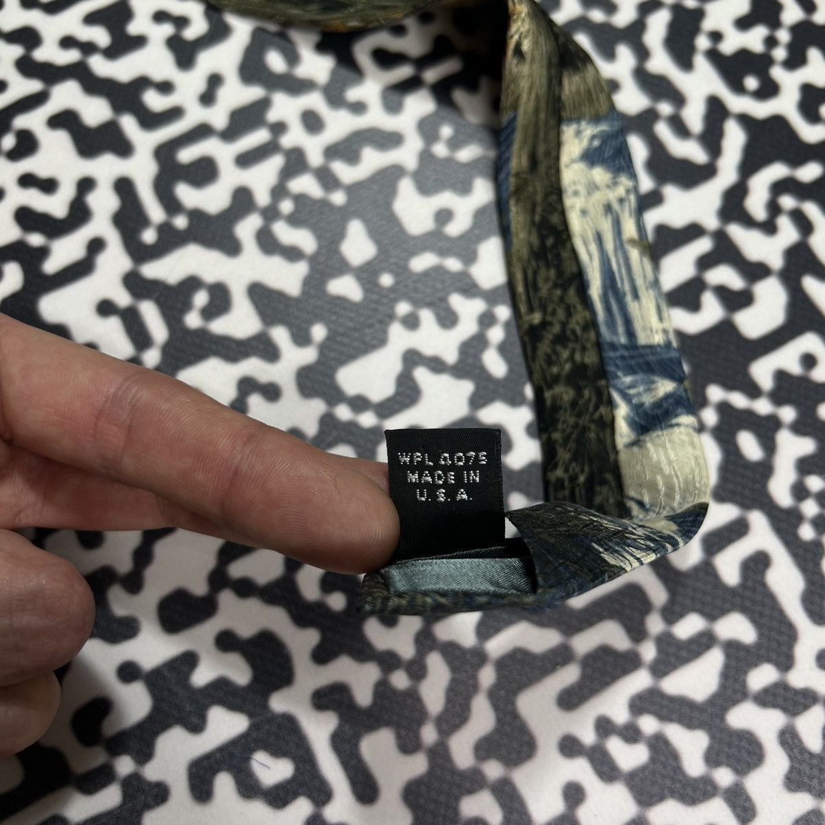Vintage Vintage 1998 Endangered Species Rod Frederick Tropic Art Tie Size ONE SIZE - 9 Thumbnail