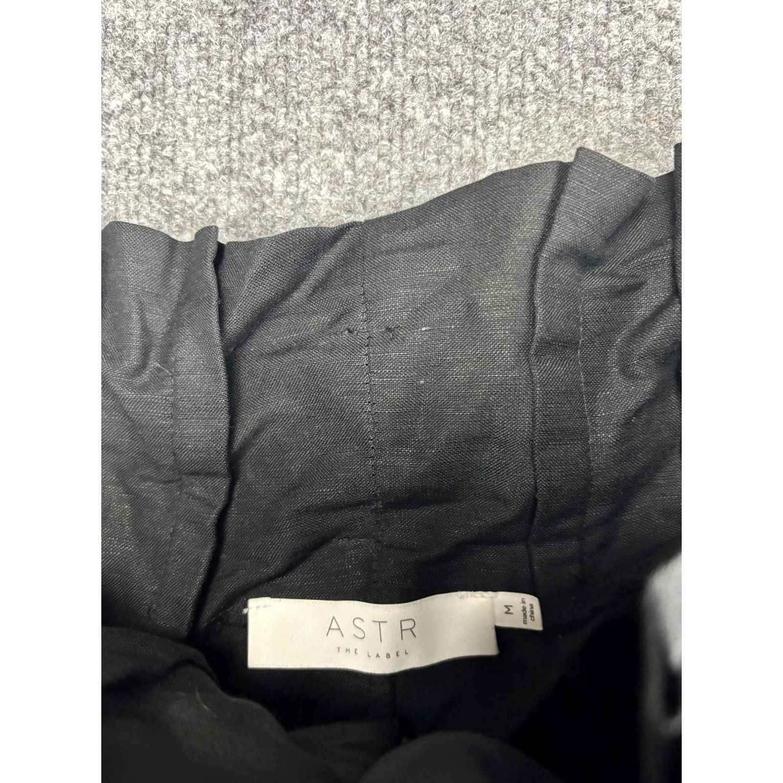 ASTR The Label VINTAGE ASTR the Label Pants Womens Medium Black Linen Blend Paperbag Wide Leg Belted Size 32" / US 10 / IT 46 - 2 Thumbnail