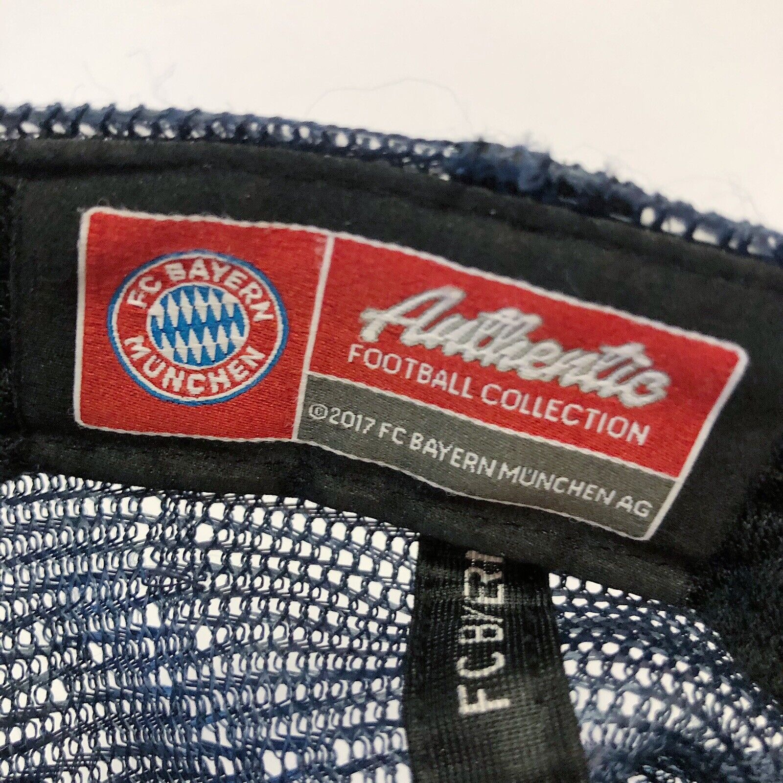 Vintage 2017 Bayern Munich FC Mesh Trucker Hat Grey Navy Blue OS Size ONE SIZE - 6 Thumbnail