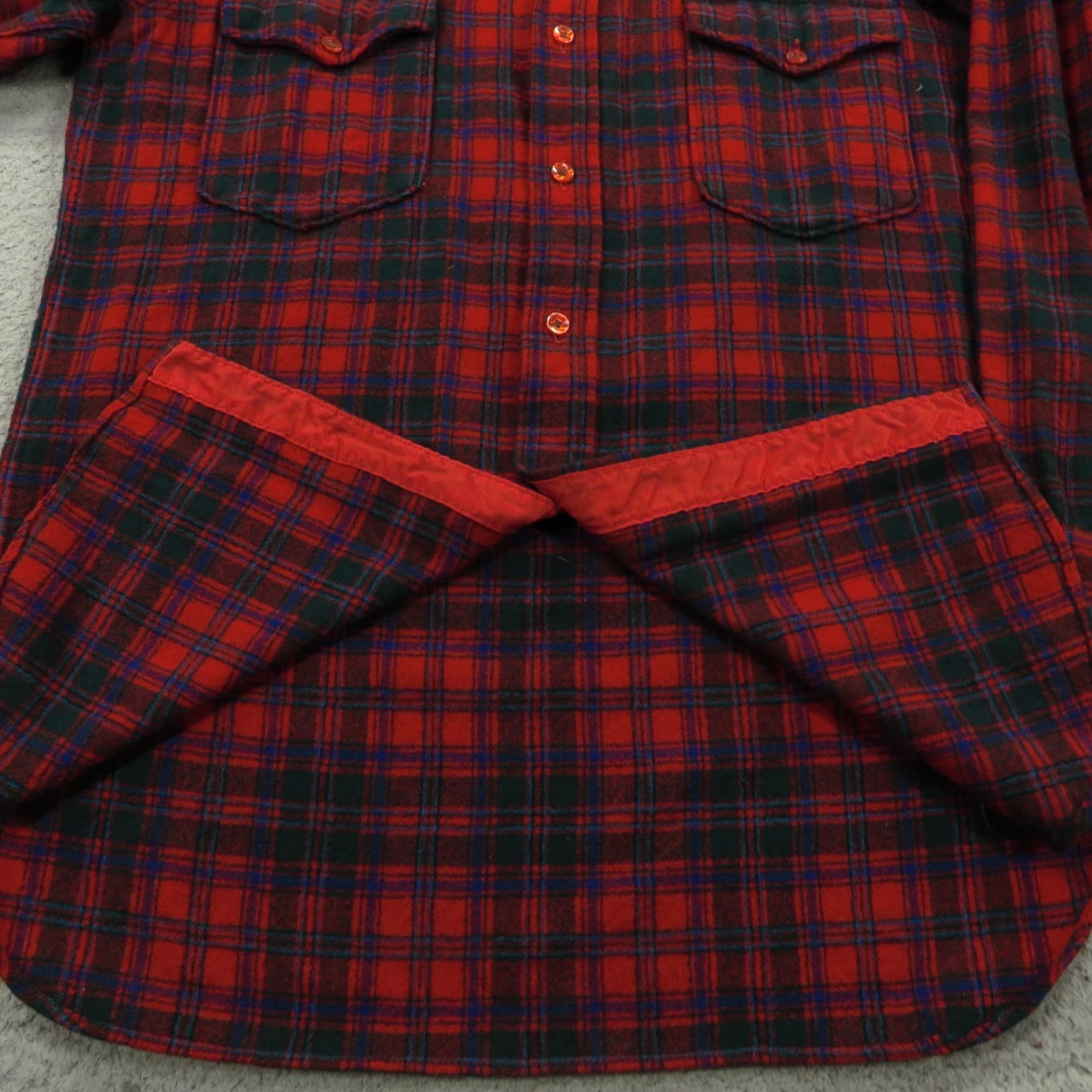 Pendleton VINTAGE Pendleton Shirt Men 16 (Large) Made in USA 80s Button Up Christmas Plaid Shirt Men L Red Wool Flannel Button-Up 80s Pendleton Mens Pants? Size US L / EU 52-54 / 3 - 7 Thumbnail