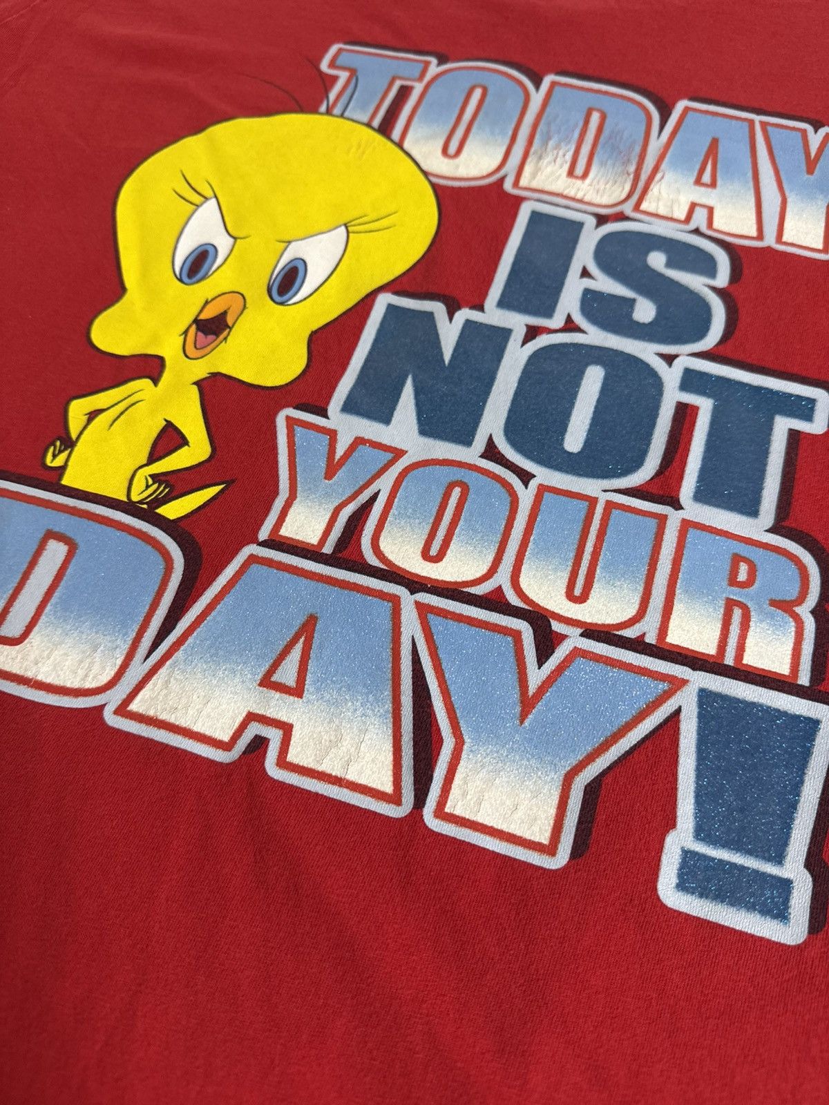 Vintage VINTAGE Women’s Looney Tunes Tweety Tee "Red" (XL) PREOWNED Size US XL / EU 56 / 4 - 6 Thumbnail
