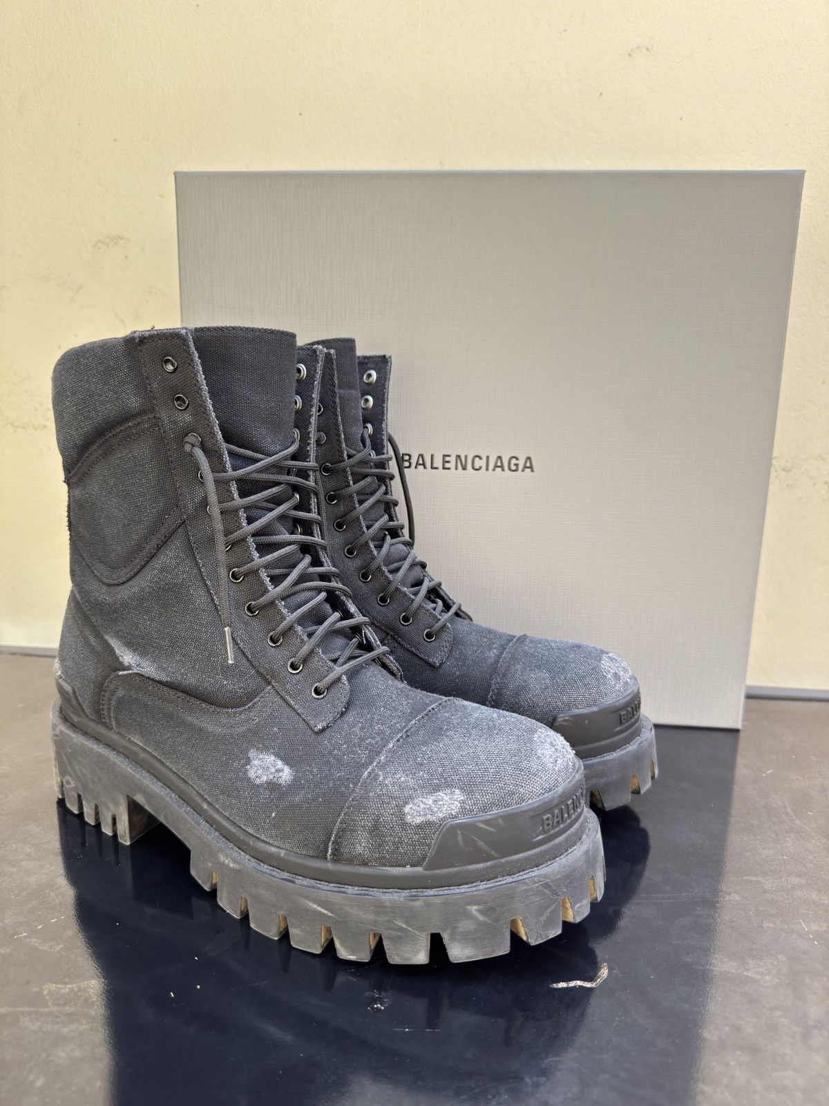 Balenciaga Balenciaga Combat Strike Boots Cotton Canvas Black Size US 9 / EU 42 - 1 Thumbnail