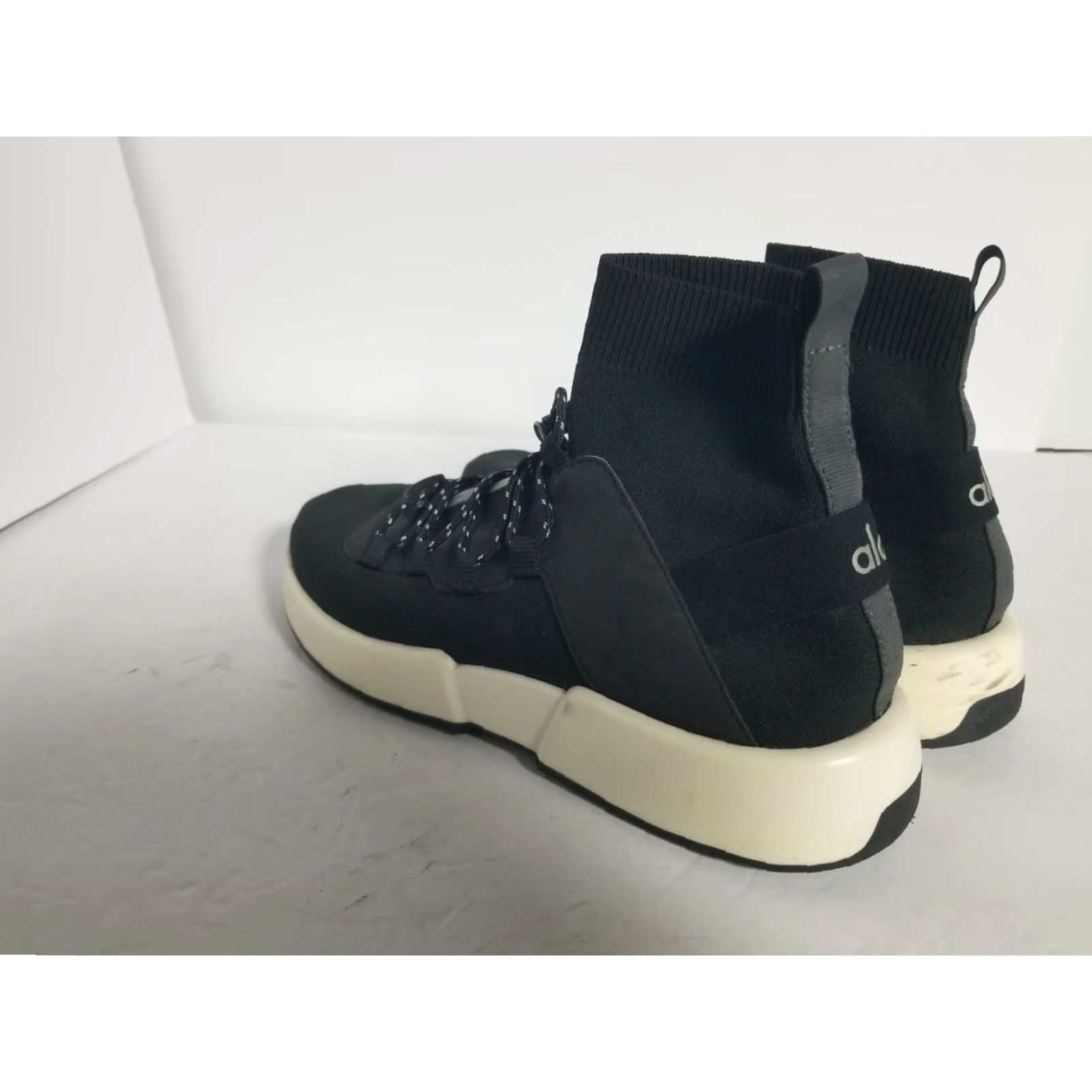 Alo Yoga ALO YOGA Velocity Wanderer Sneaker Shoes Black White High Top Size 10 Women's Athletic Shoe Size L / US 10 / IT 46 - 4 Thumbnail
