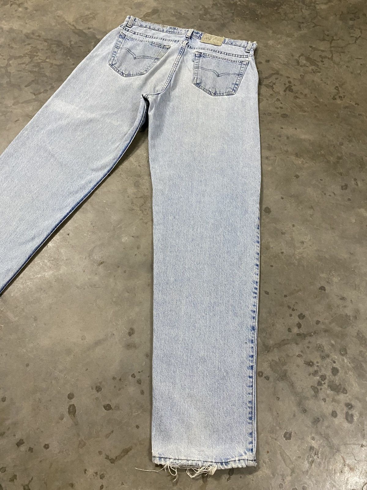 Levi's Vintage Levis Silver Tab Relaxed Wash Blue Distressed @310 Size US 33 - 1 Thumbnail