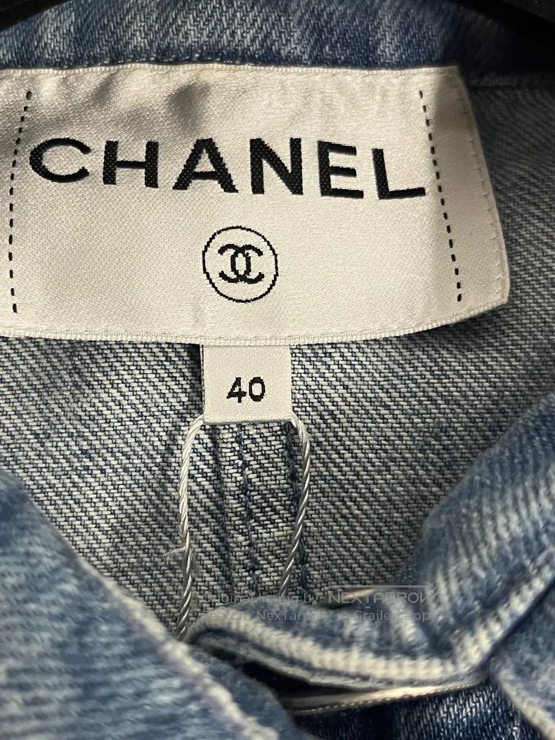 Chanel Chanel Blue camelia embossed denim jacket Size S / US 4 / IT 40 - 4 Thumbnail