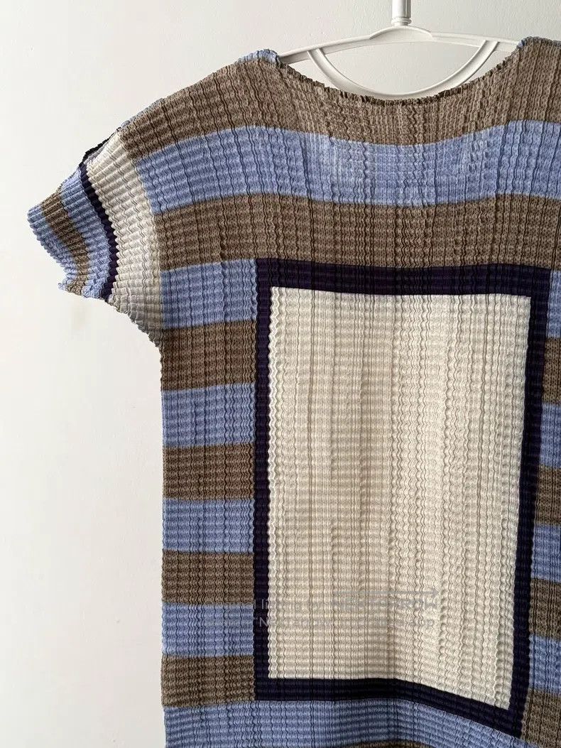 Issey Miyake Issey Miyake Cropped Ruched Short-sleeve Top Size M / US 6-8 / IT 42-44 - 6 Thumbnail