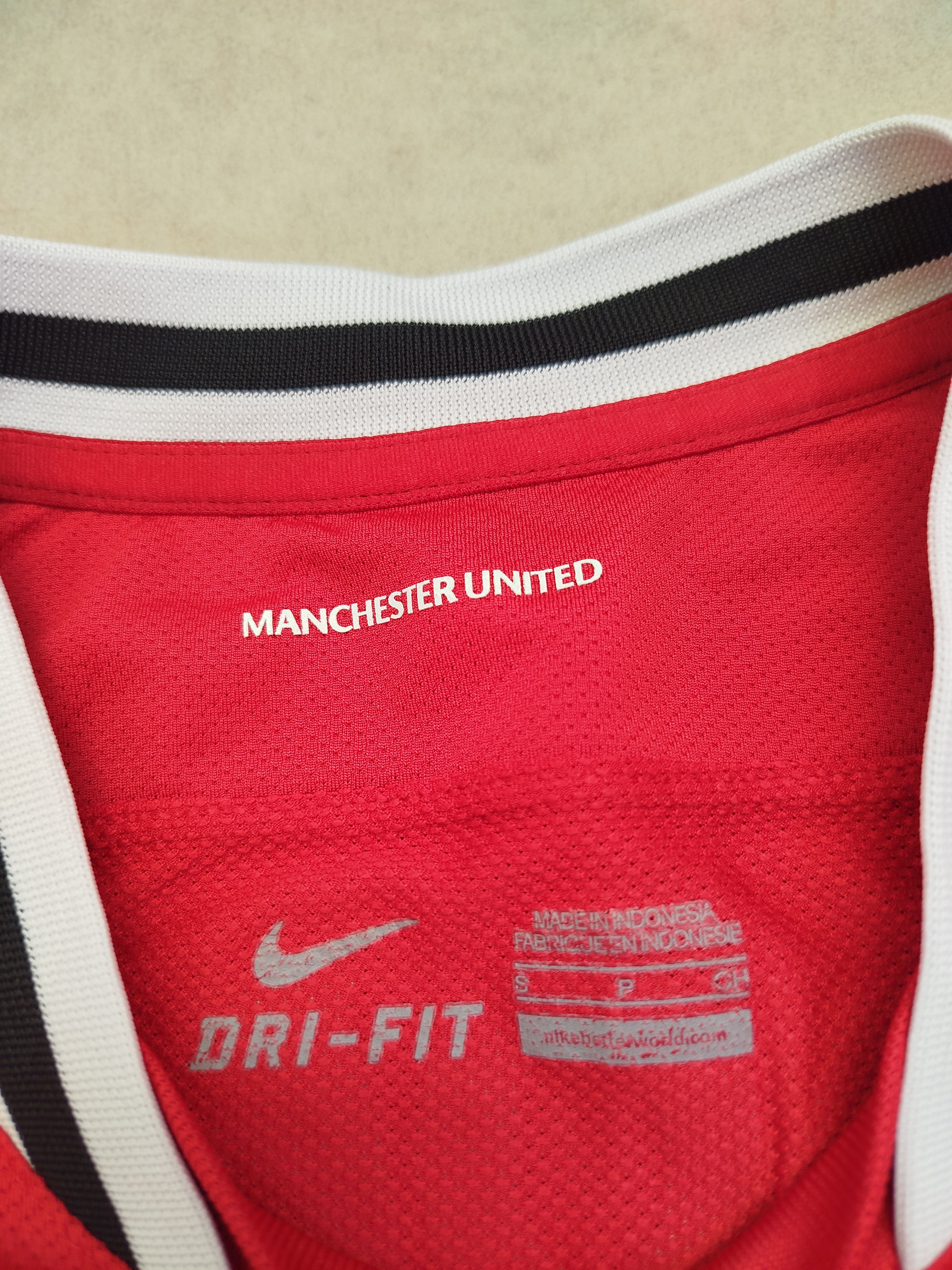 Nike Manchester United 2011 2012 Nike soccer jersey size s ROONEY Size US S / EU 44-46 / 1 - 4 Thumbnail
