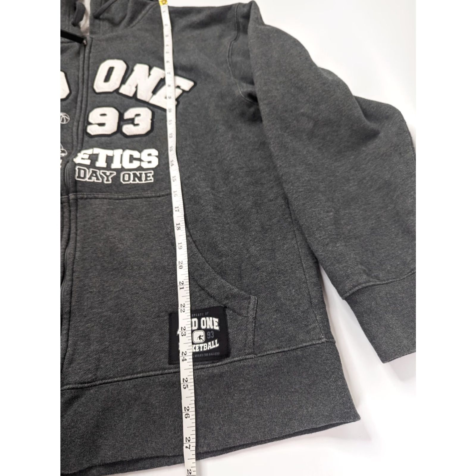 Vintage AND1 Grey 1993 Athletics Full Zip Hoodie Jacket Men's Embroidered Logo Size L Size US L / EU 52-54 / 3 - 4 Thumbnail