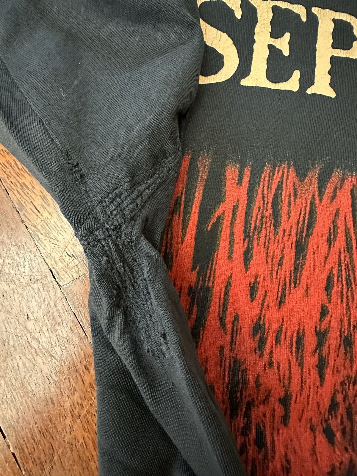 Band Tees 🌟GRAILED🌟 TRUE VINTAGE SEPULTURA ROOT FOR DISPLAY 1996 Size US XL / EU 56 / 4 - 5 Thumbnail