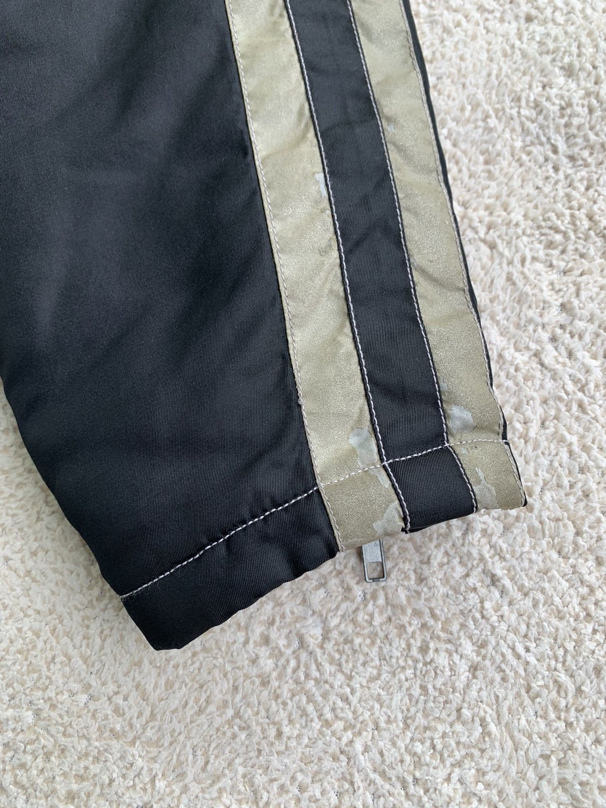 Japanese Brand × Vintage Vintage Chevrolet zipper Down Jacket Reflective striped Size US L / EU 52-54 / 3 - 14 Thumbnail
