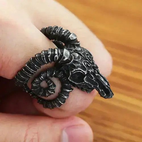 Jewelry Goat Skull Ring in Silver, Men's
