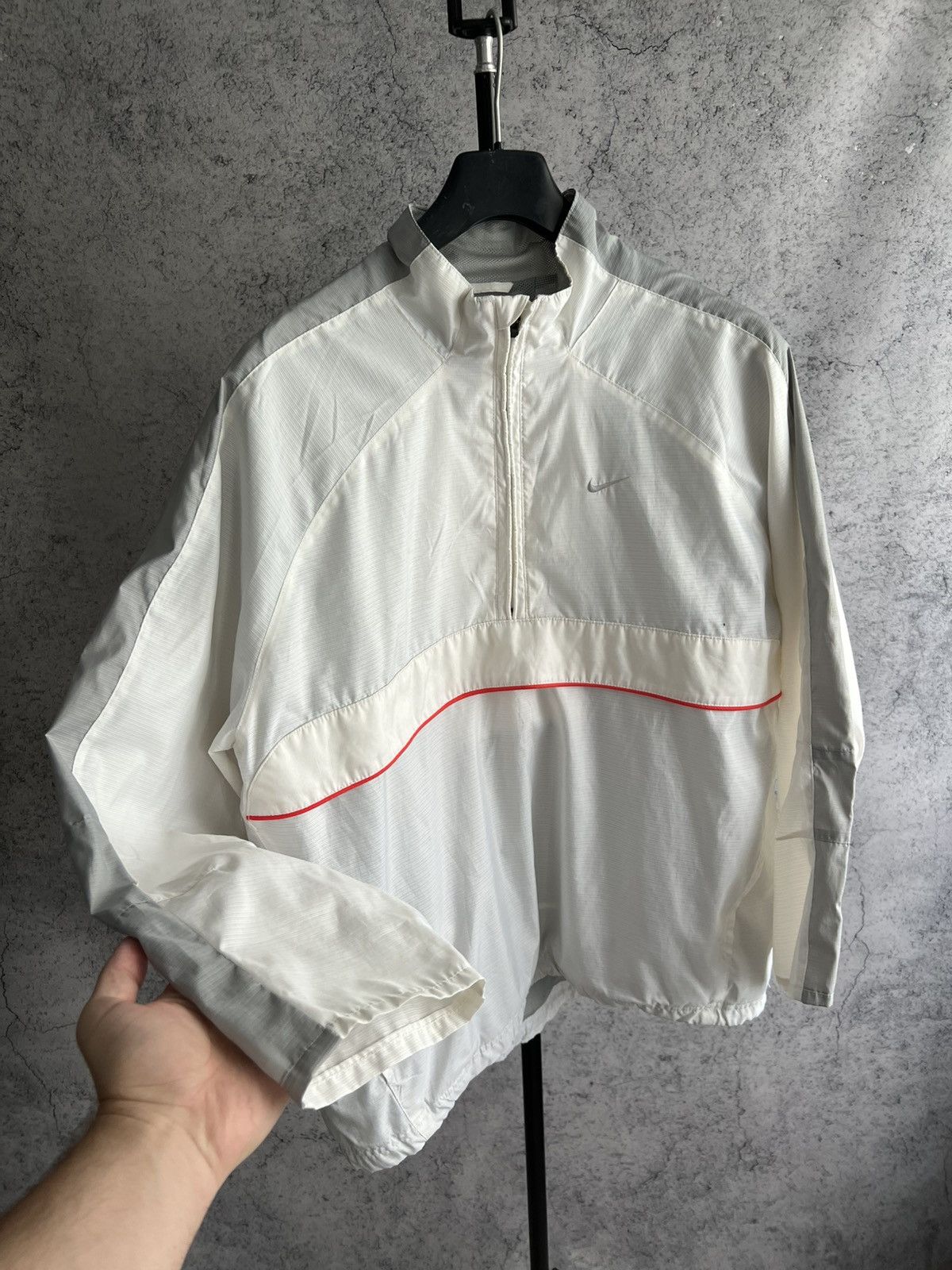 Nike Vintage Nike 2000s Nylon Light Jacket 1/2 Zip White Y2K Size US L / EU 52-54 / 3 - 3 Thumbnail