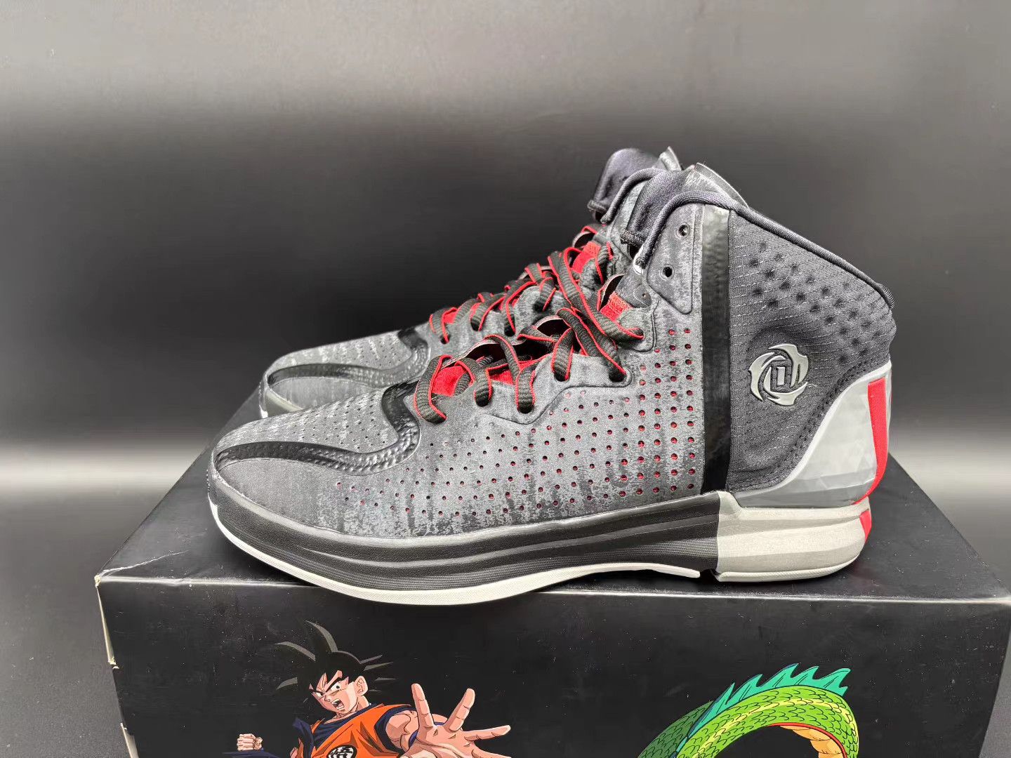 Adidas adidas D Rose 4 Restomod Basketball Shoes K15 Size US 10 / EU 43 - 1 Thumbnail
