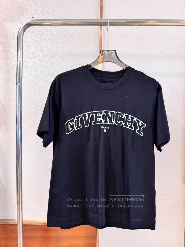Givenchy Black Short Sleeve Size L