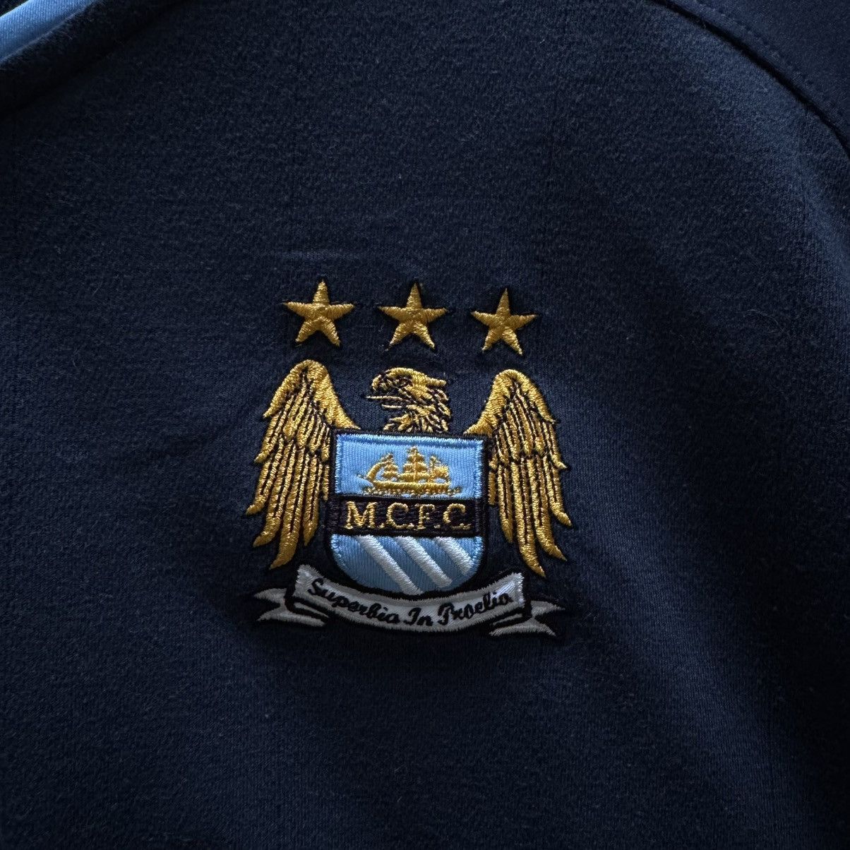 Umbro Manchester City 2010-2011 Umbro Away kit Sz: L Men’s Size US L / EU 52-54 / 3 - 3 Thumbnail