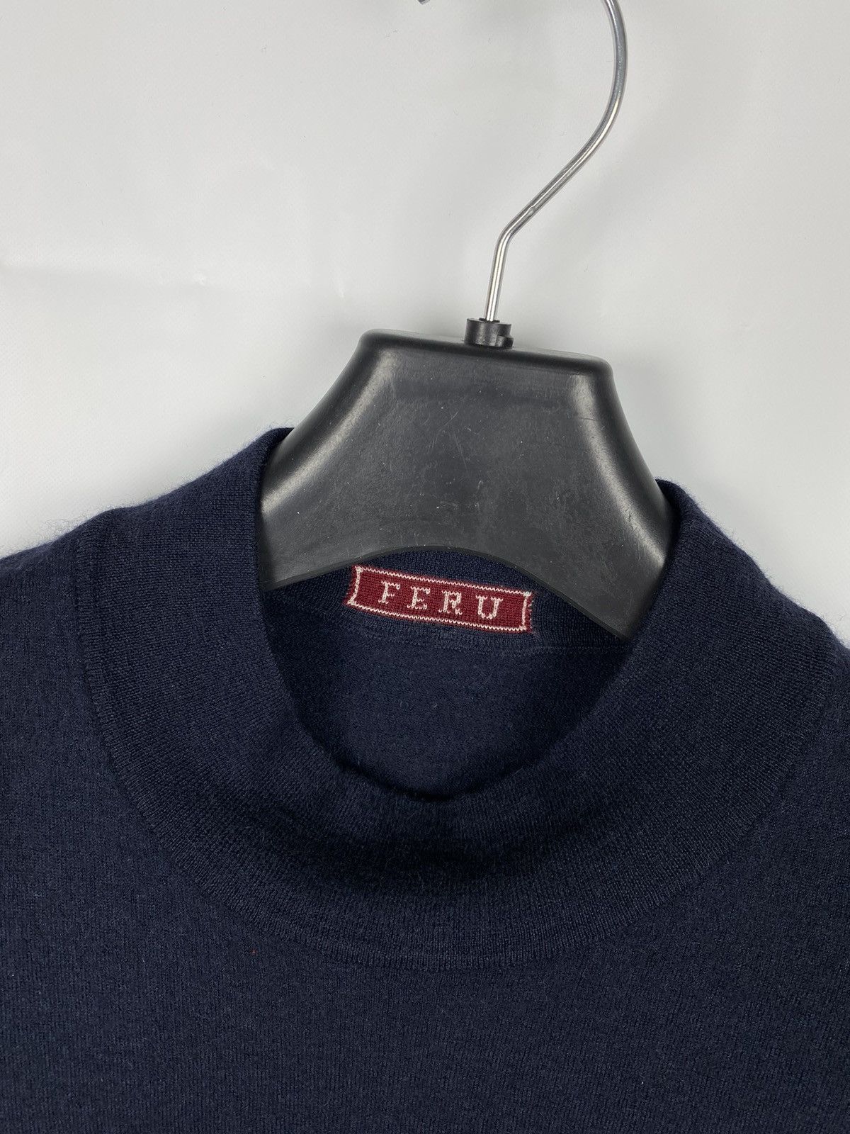 Other Feru Men Sweater Cashmere-Silk made in Italy size M Size US M / EU 48-50 / 2 - 3 Thumbnail