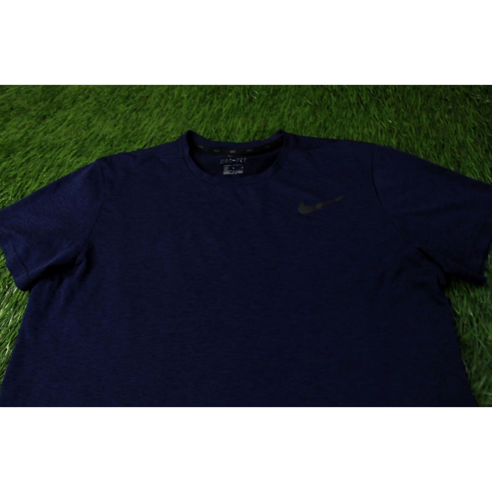 Nike Nike Dri-FIT Shirt Men Large Navy Jersey 2017 Nike Dri-FIT Shirt Sport Training T-Shirt Large Mens Size US L / EU 52-54 / 3 - 2 Thumbnail