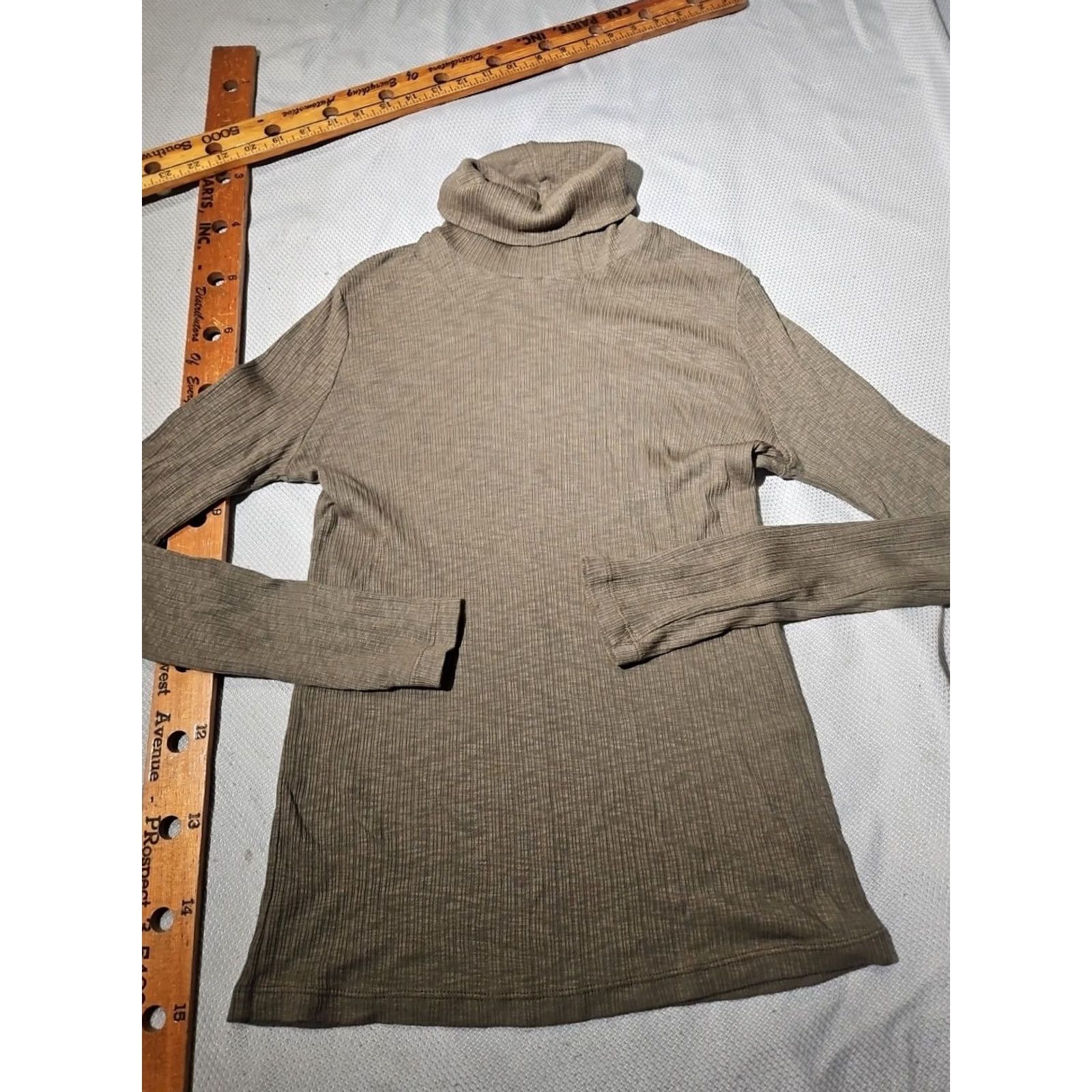 Michael Stars VINTAGE Michael Stars Shirt Womens L Green Ribbed Turtleneck Minimalist Luxury Size L / US 10 / IT 46 - 2 Thumbnail