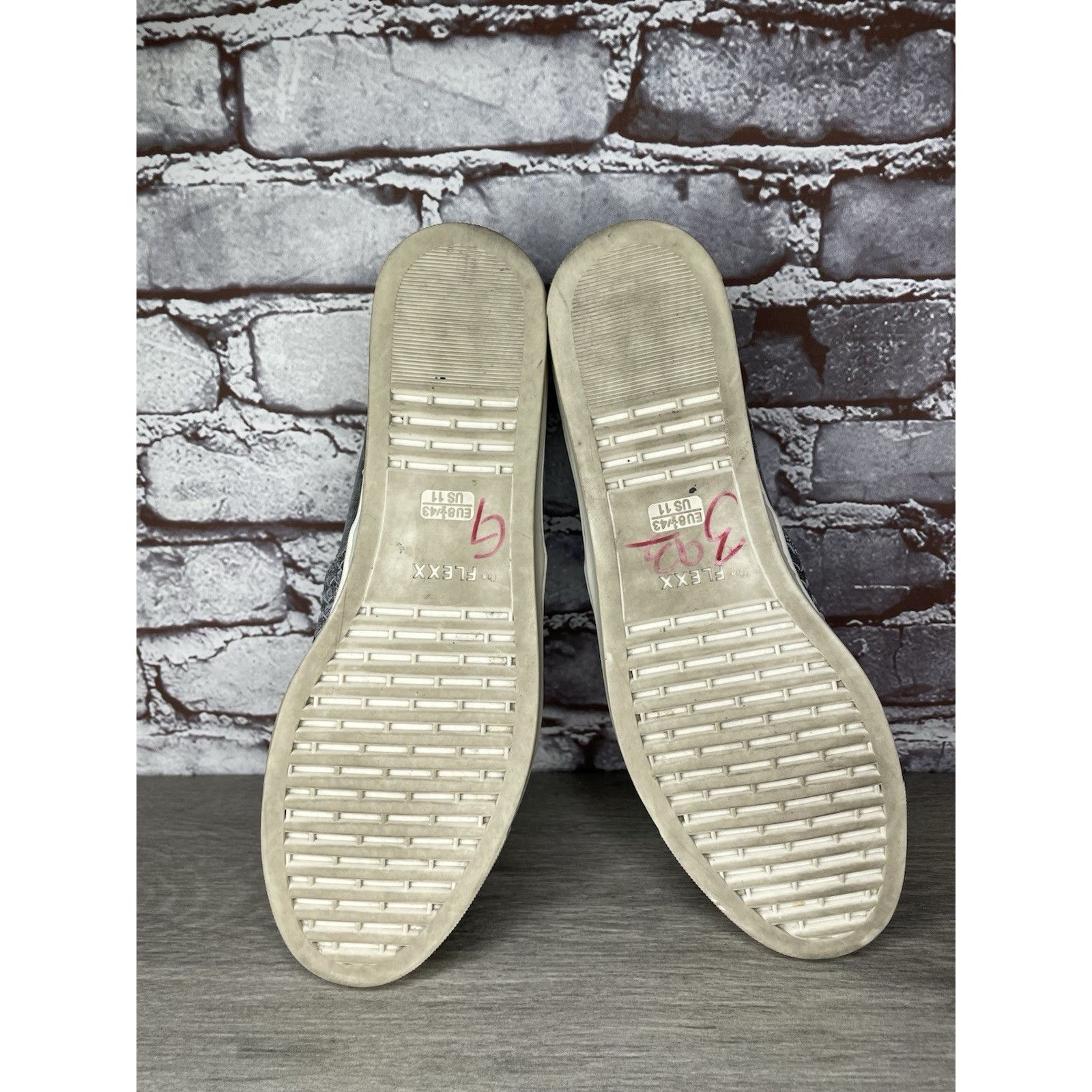 A-Flex The Flexx Silver Leather Shimmer Weaves Woven Sneakers Women Size US 11 / IT 41 - 19 Thumbnail