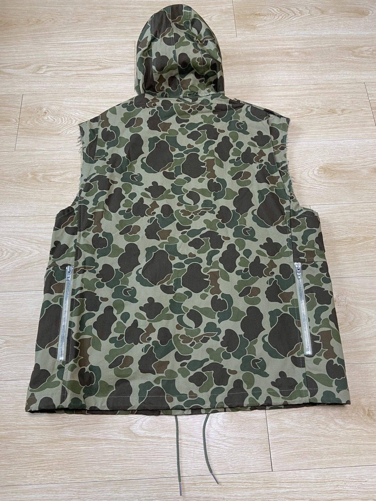 Celine × Hedi Slimane 48 Celine ss22 camouflage military vest sleeveless jacket Size US M / EU 48-50 / 2 - 5 Thumbnail