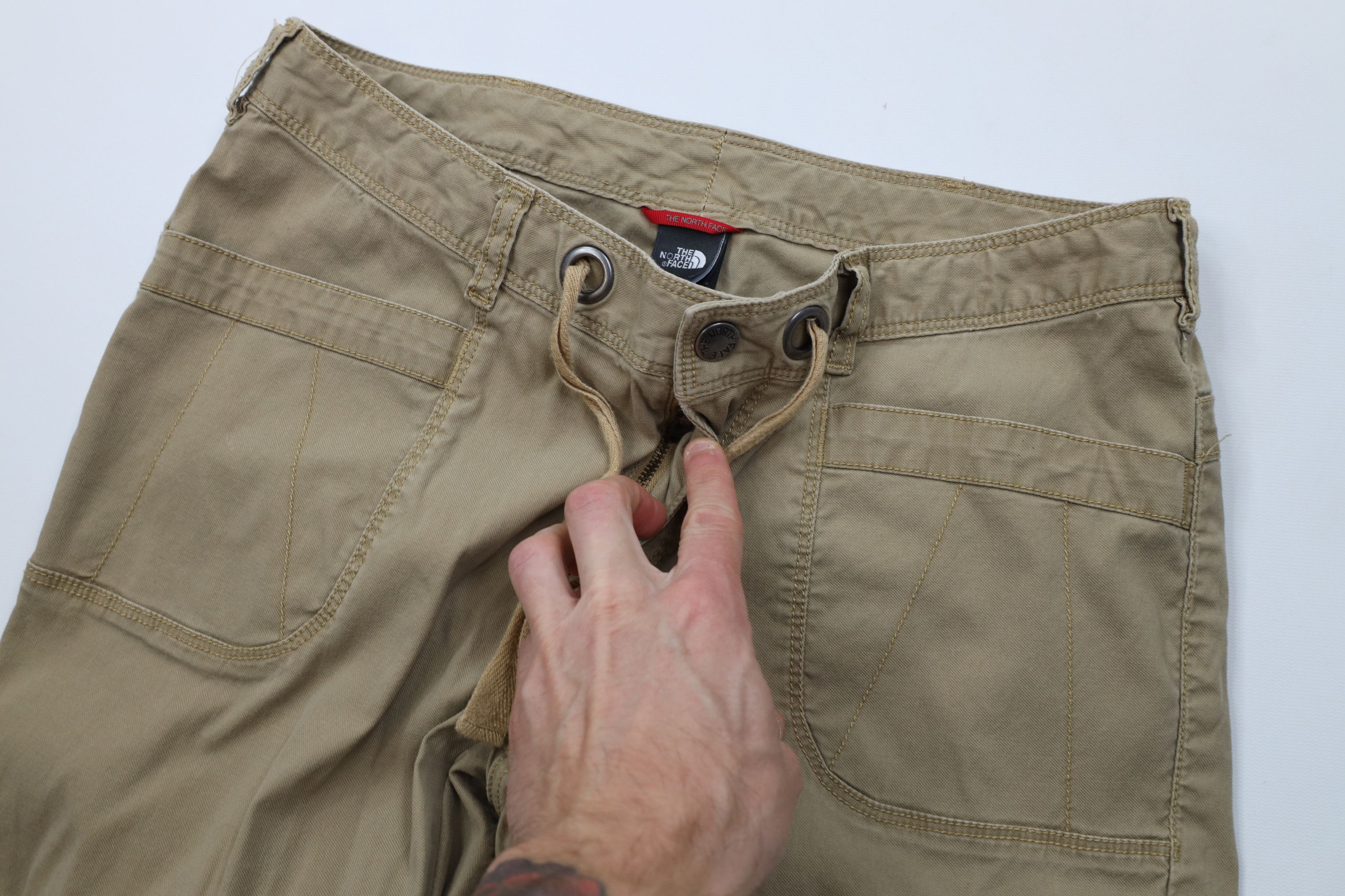 The North Face Vintage Y2K The North Face Spell Out Flared Trekking Pants Size 32" / US 10 / IT 46 - 9 Thumbnail